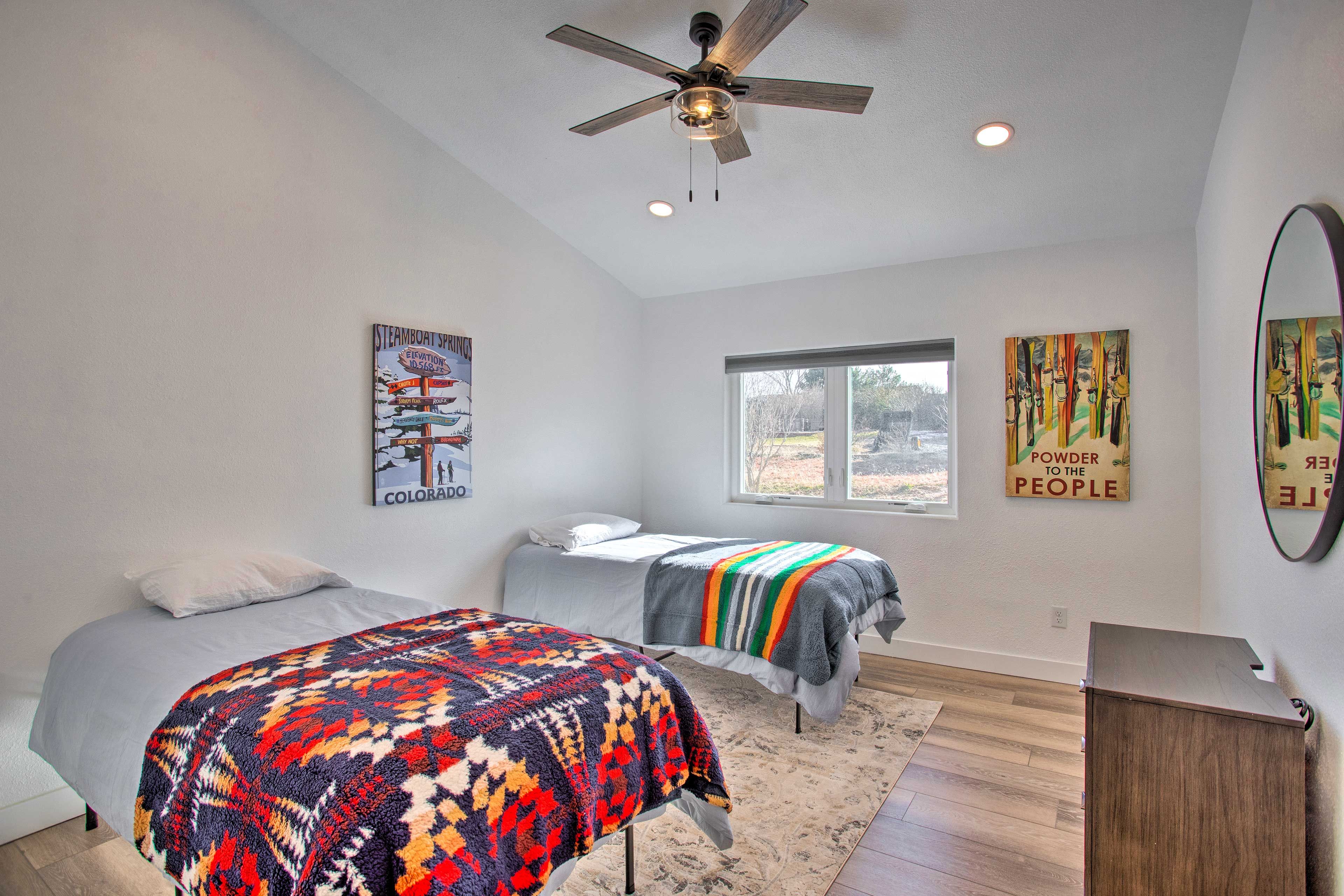 Bedroom 3 | 2 Twin Beds