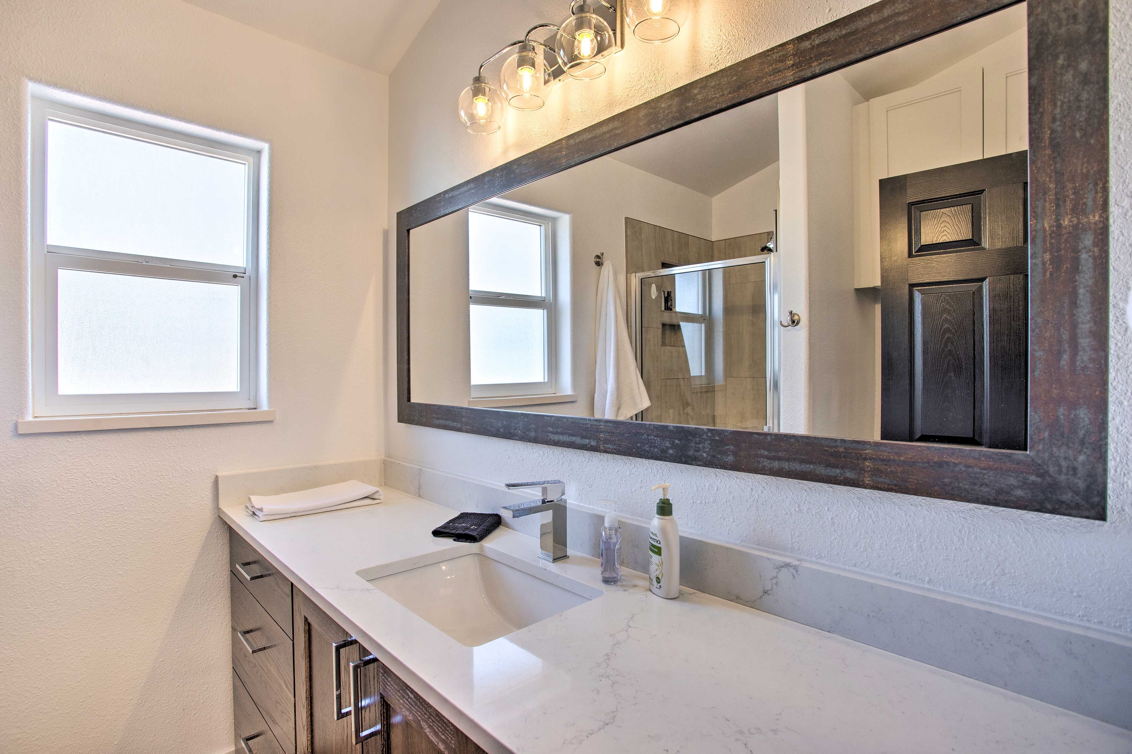 Full Bathroom | Steam Shower