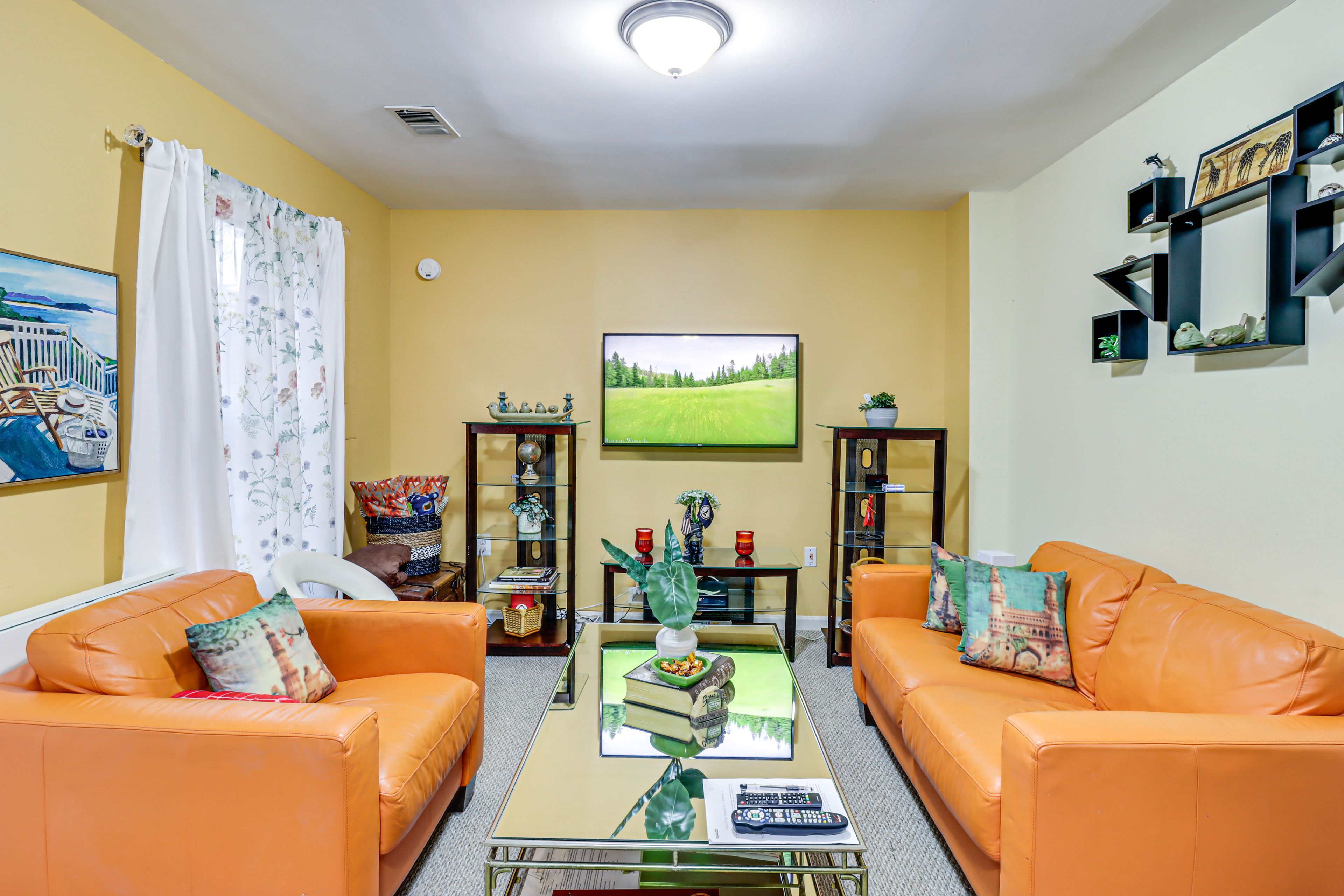 Centreville Vacation Rental | 1BR | 1BA | 500 Sq Ft | Stairs to Access