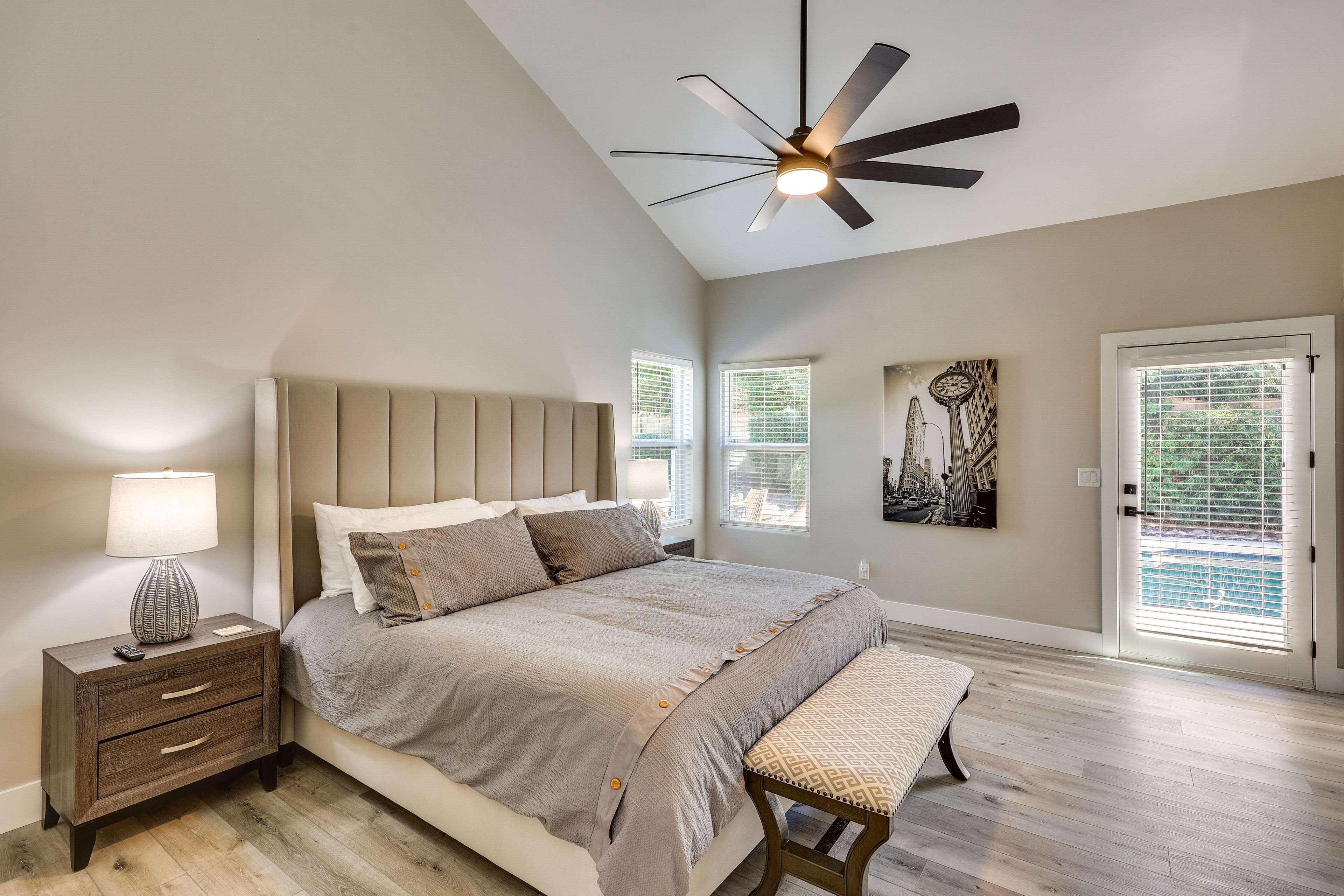 Bedroom 1 | 1st Floor | King Bed | Linens Provided | Smart TV