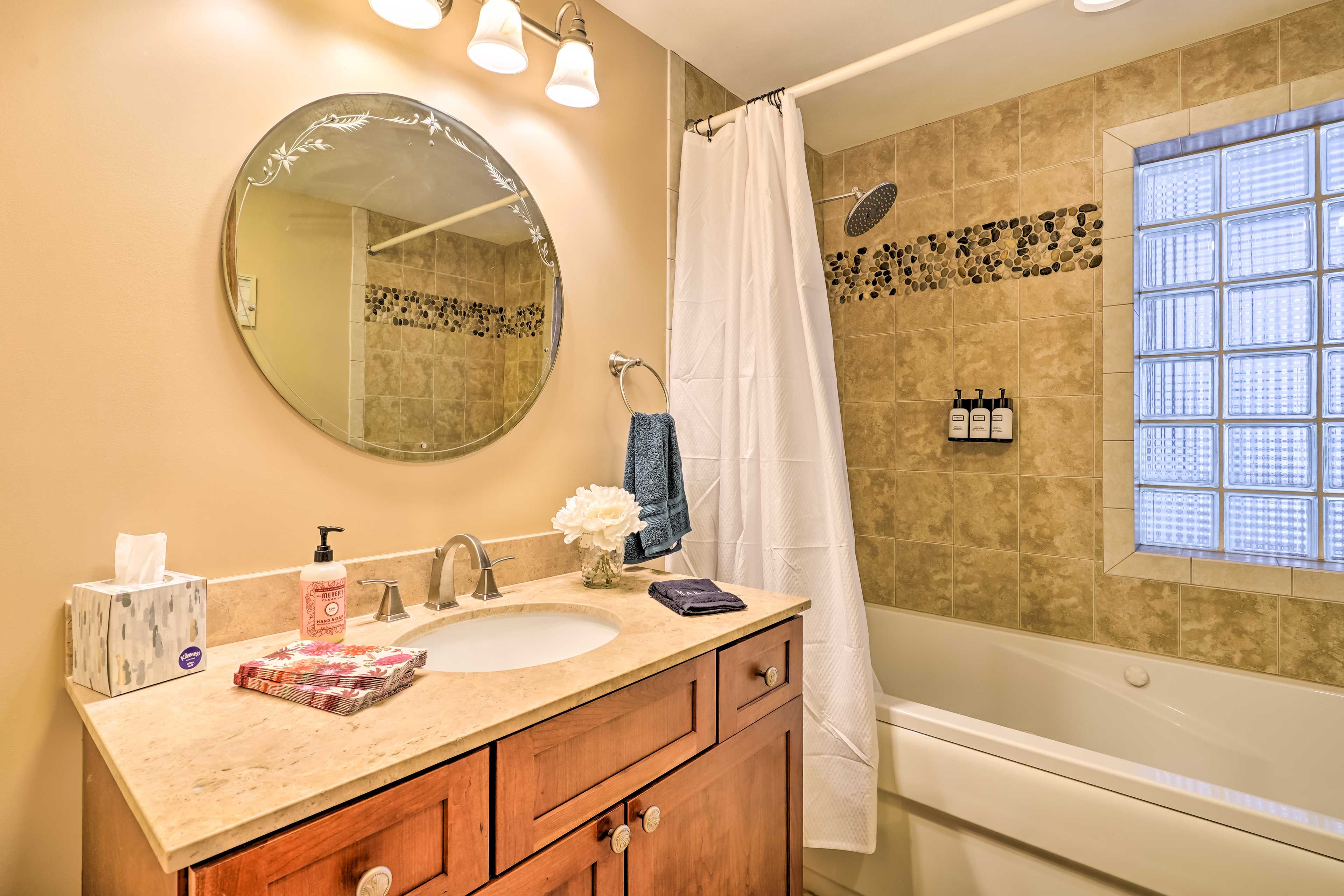 Bathroom | Towels Provided | Complimentary Toiletries