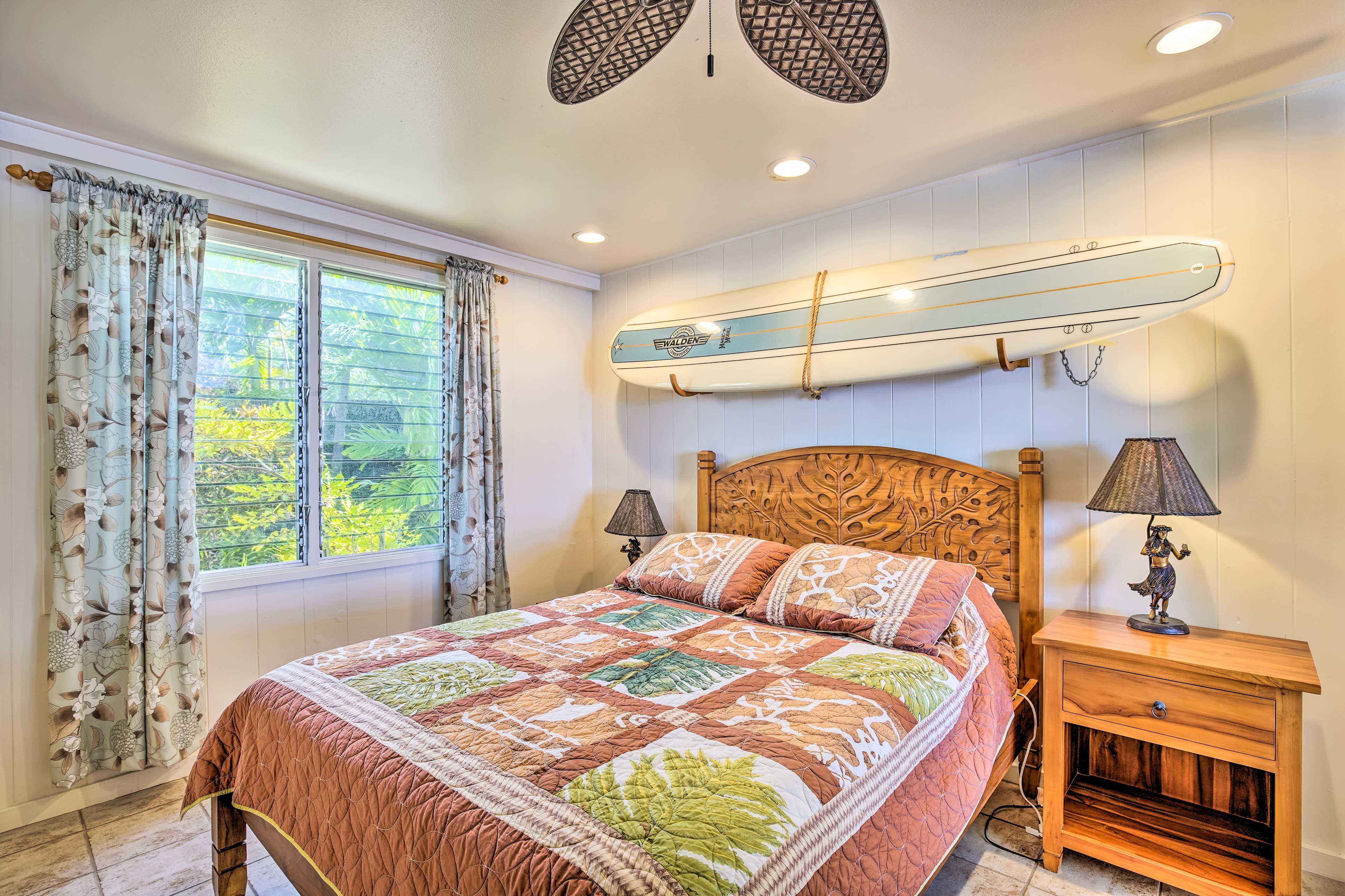 Bedroom 2 | Queen Bed