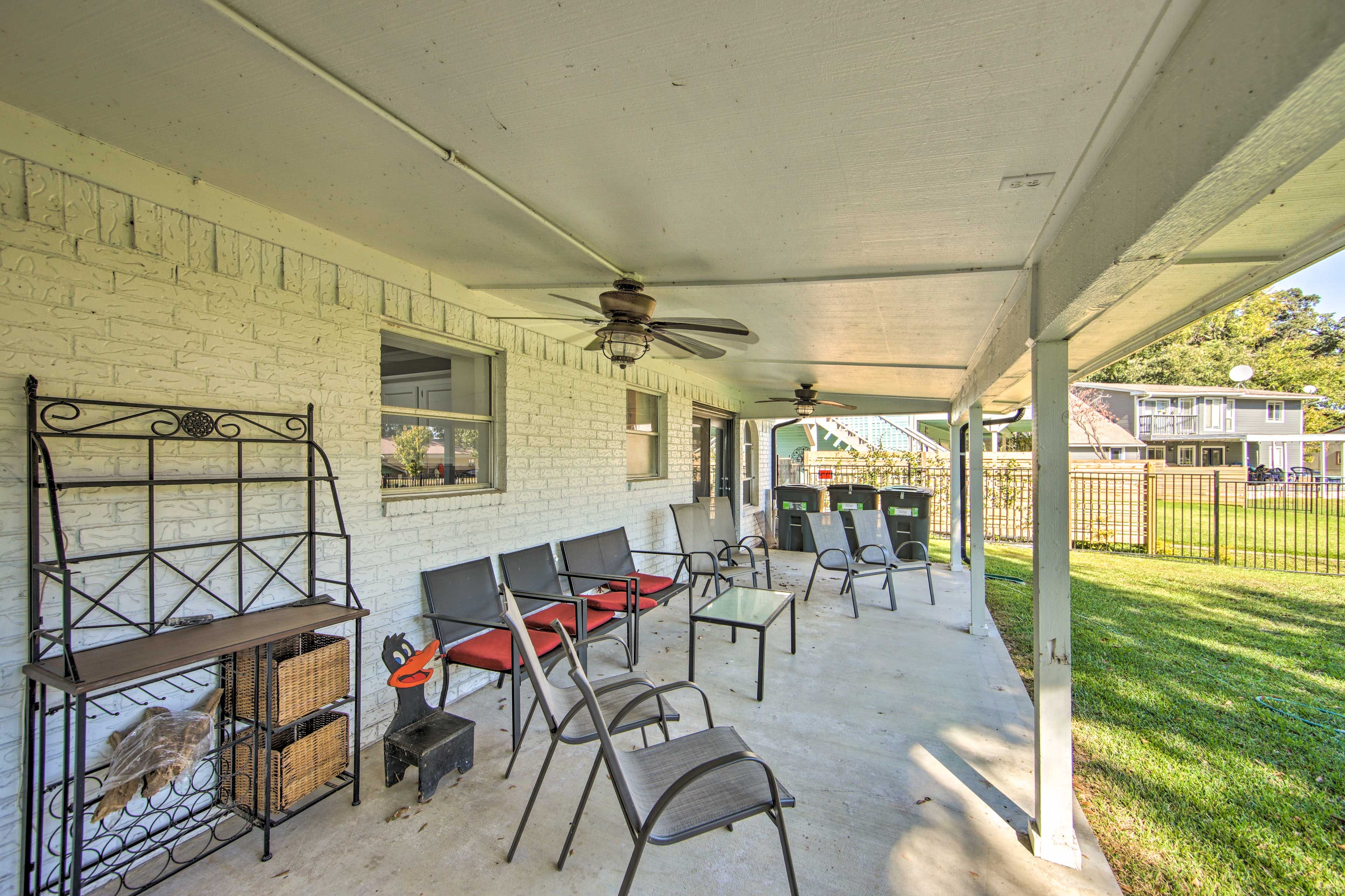 Furnished Patio