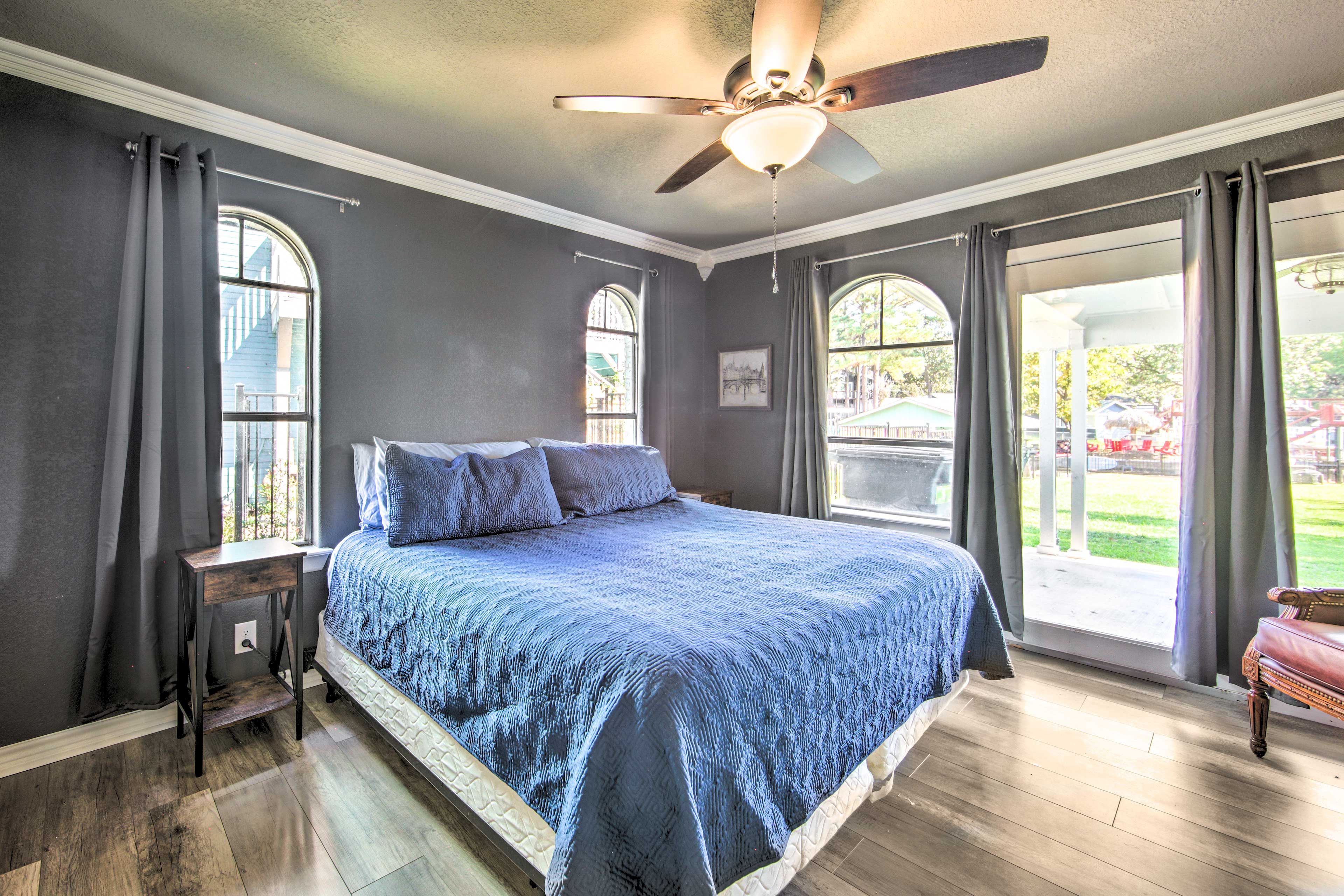 Bedroom 1 | King Bed | Linens Provided
