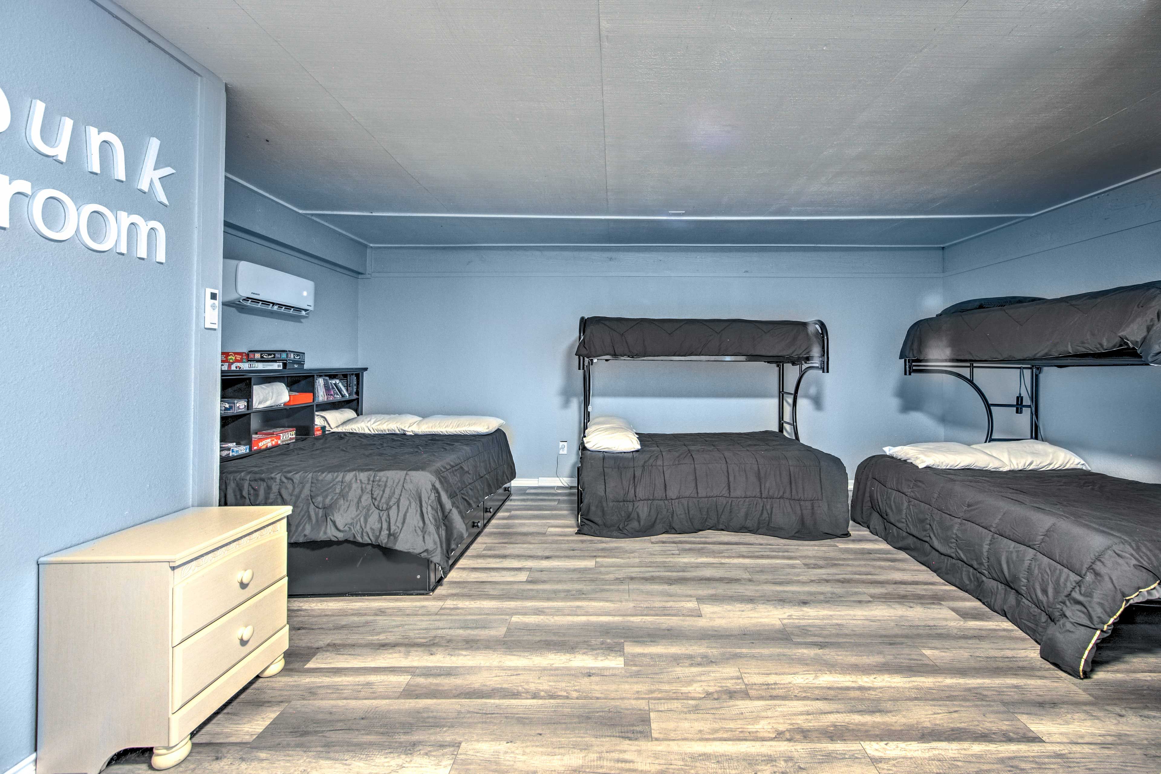 Bedroom 3 | 2 Twin/Full Bunk Beds | Full Bed
