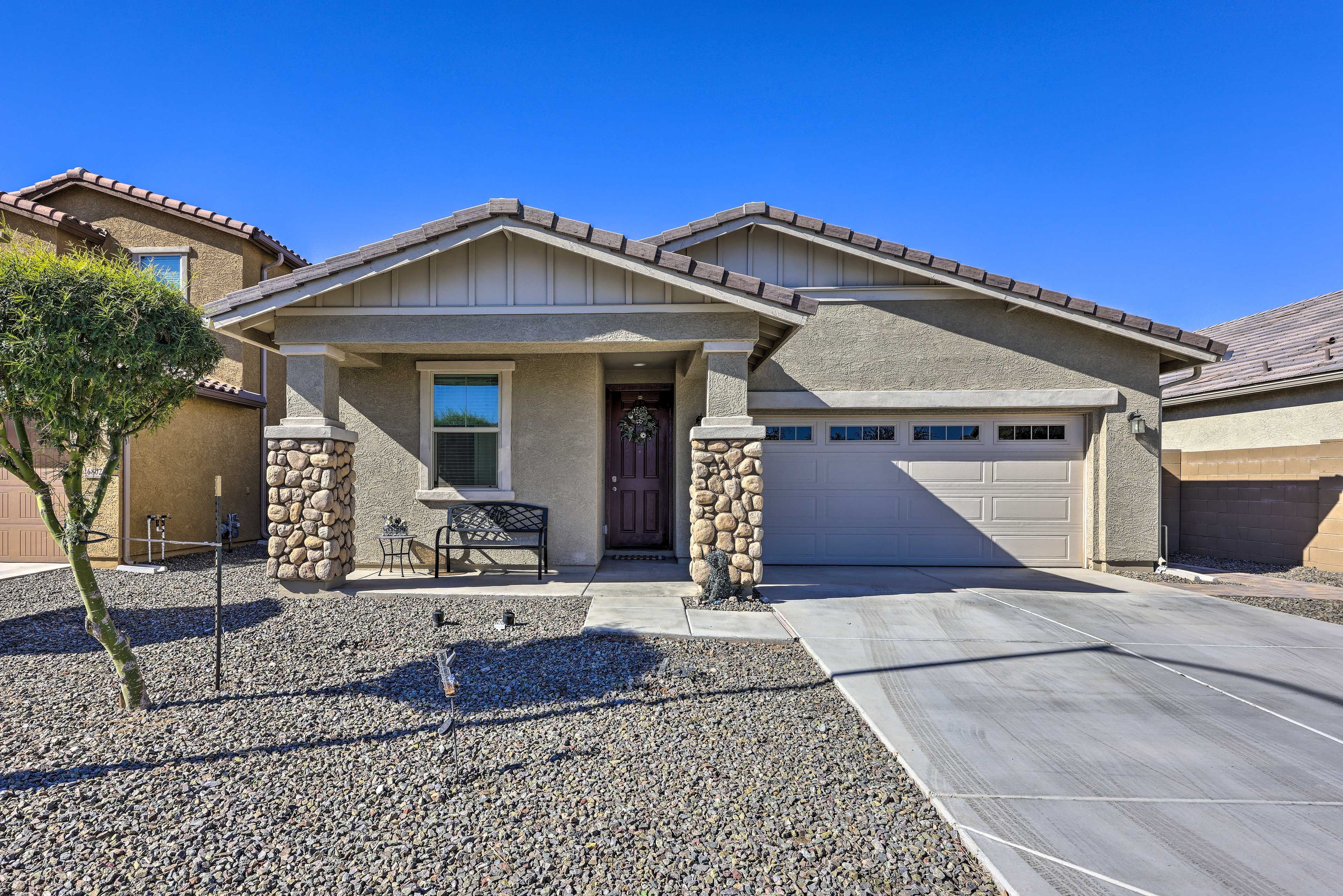 Property Exterior | Driveway (2 Vehicles) | Street Parking