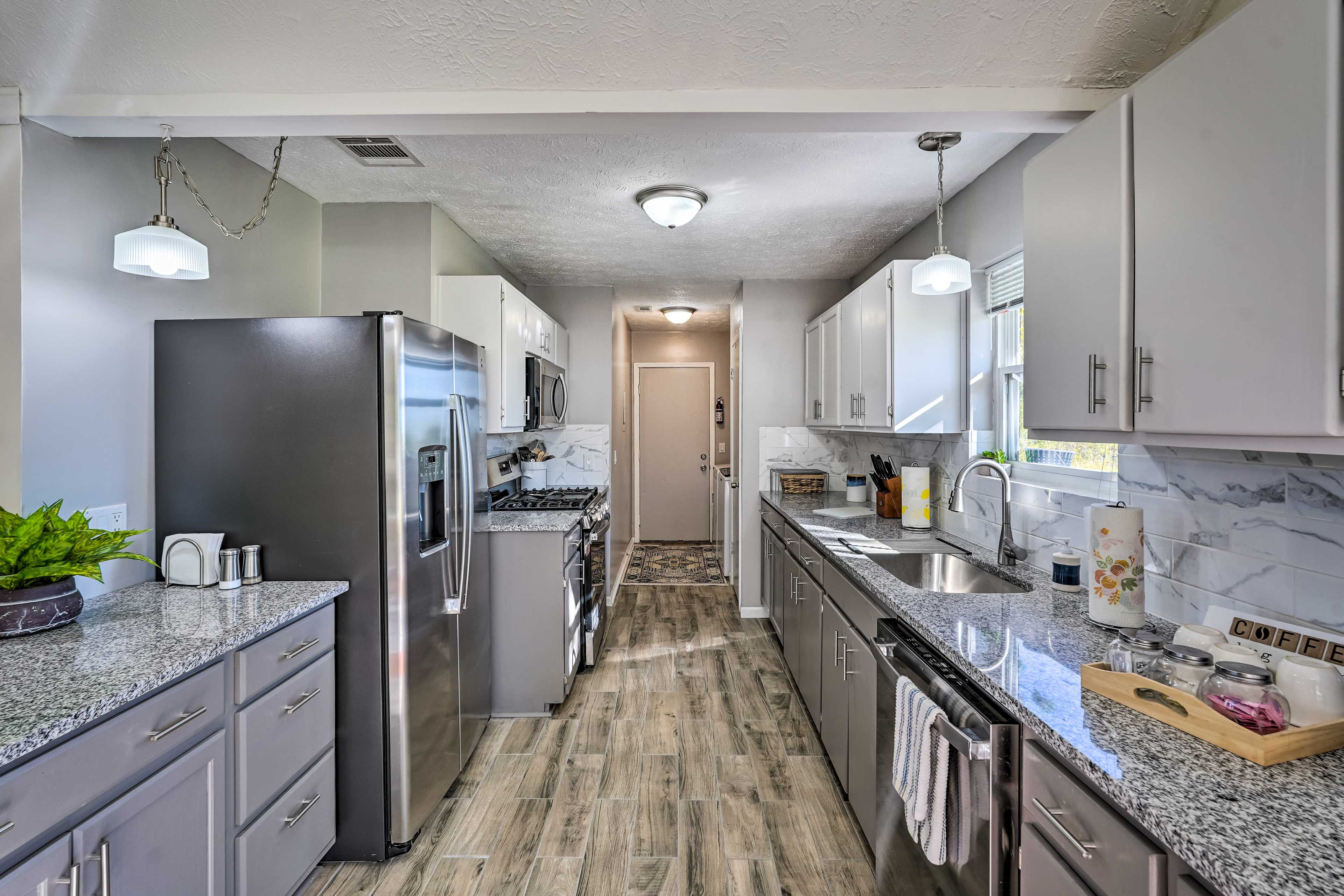 Kitchen | Coffee Maker | Blender | Toaster | Crockpot