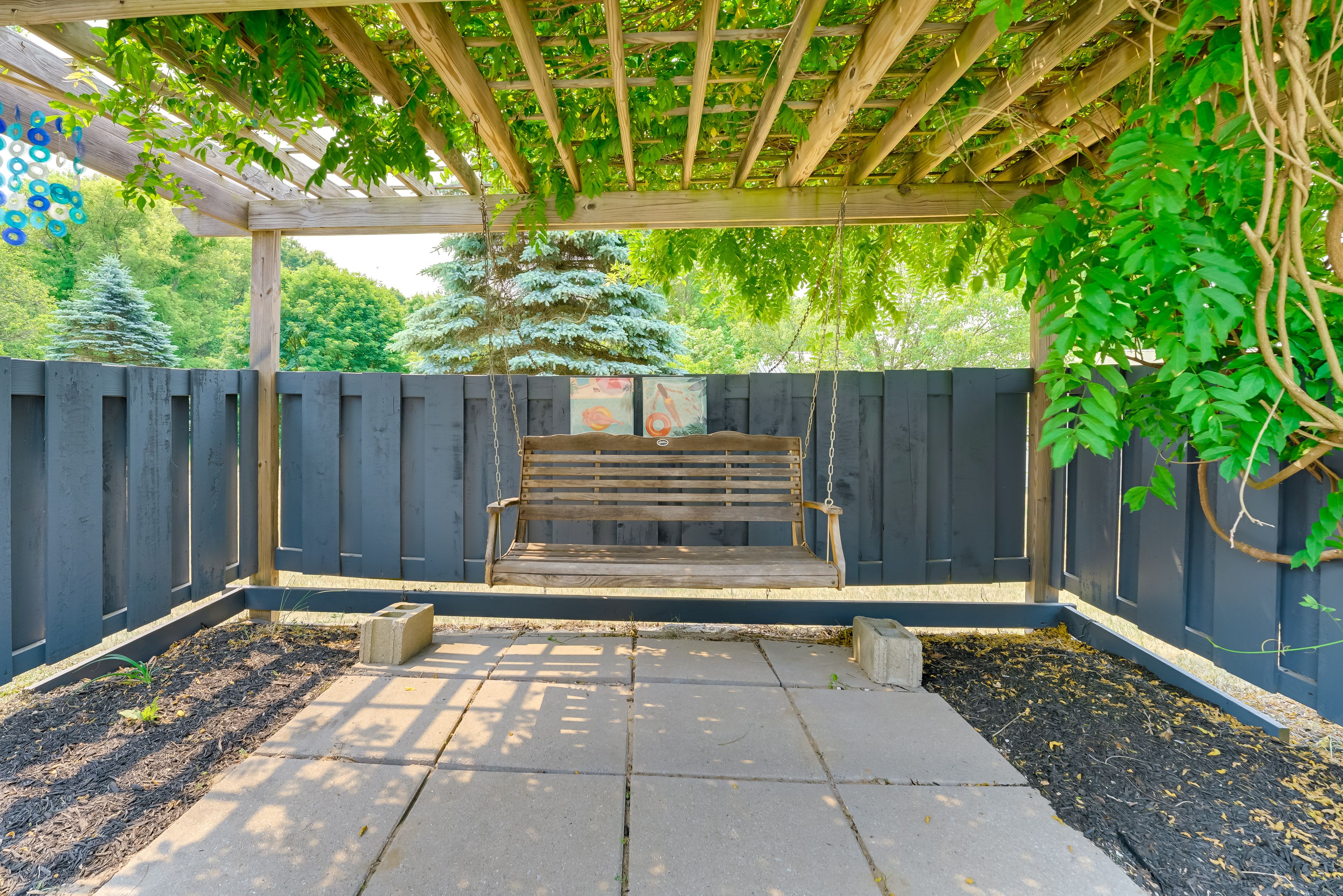 Patio | Porch Swing