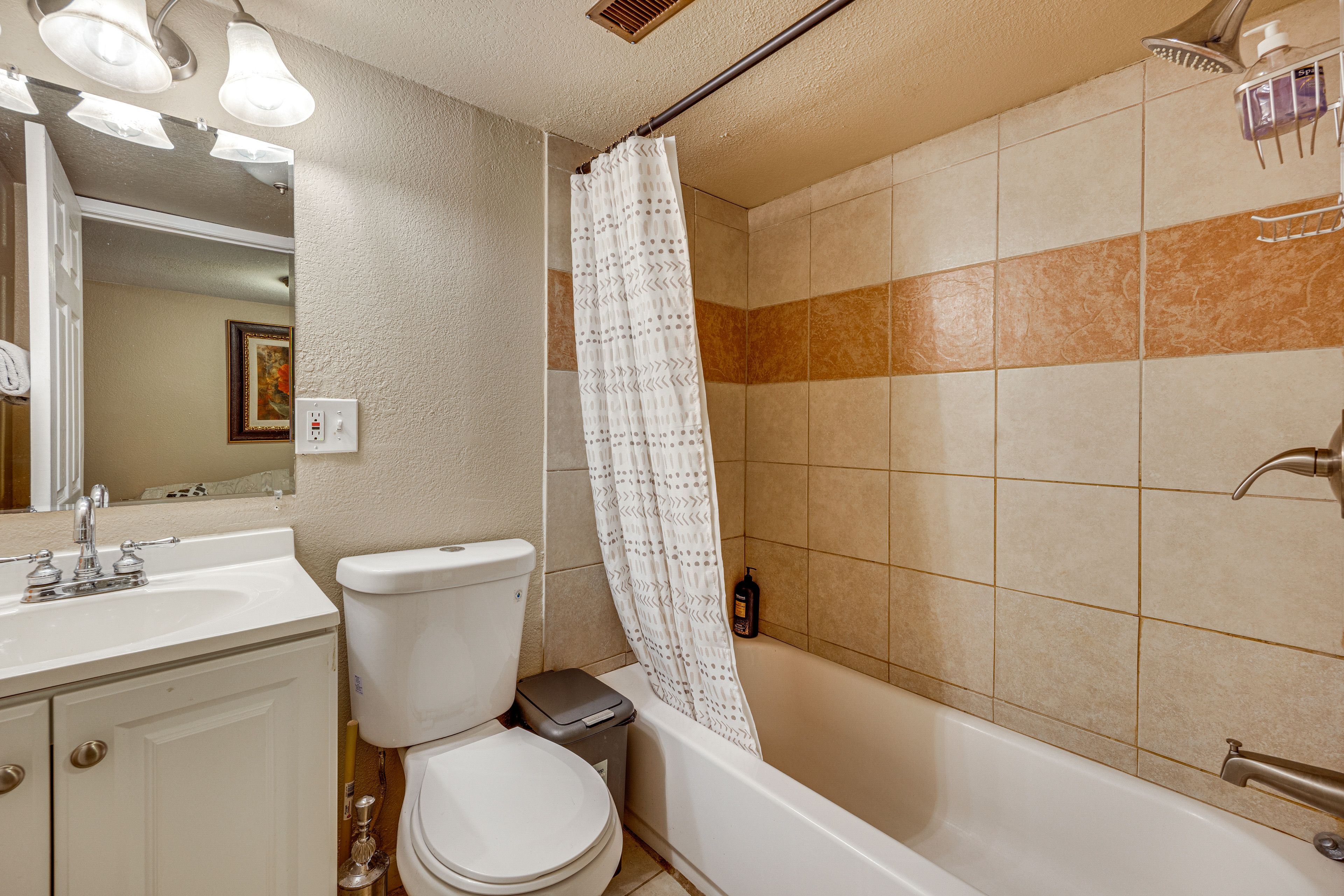 Bathroom | Lower Level