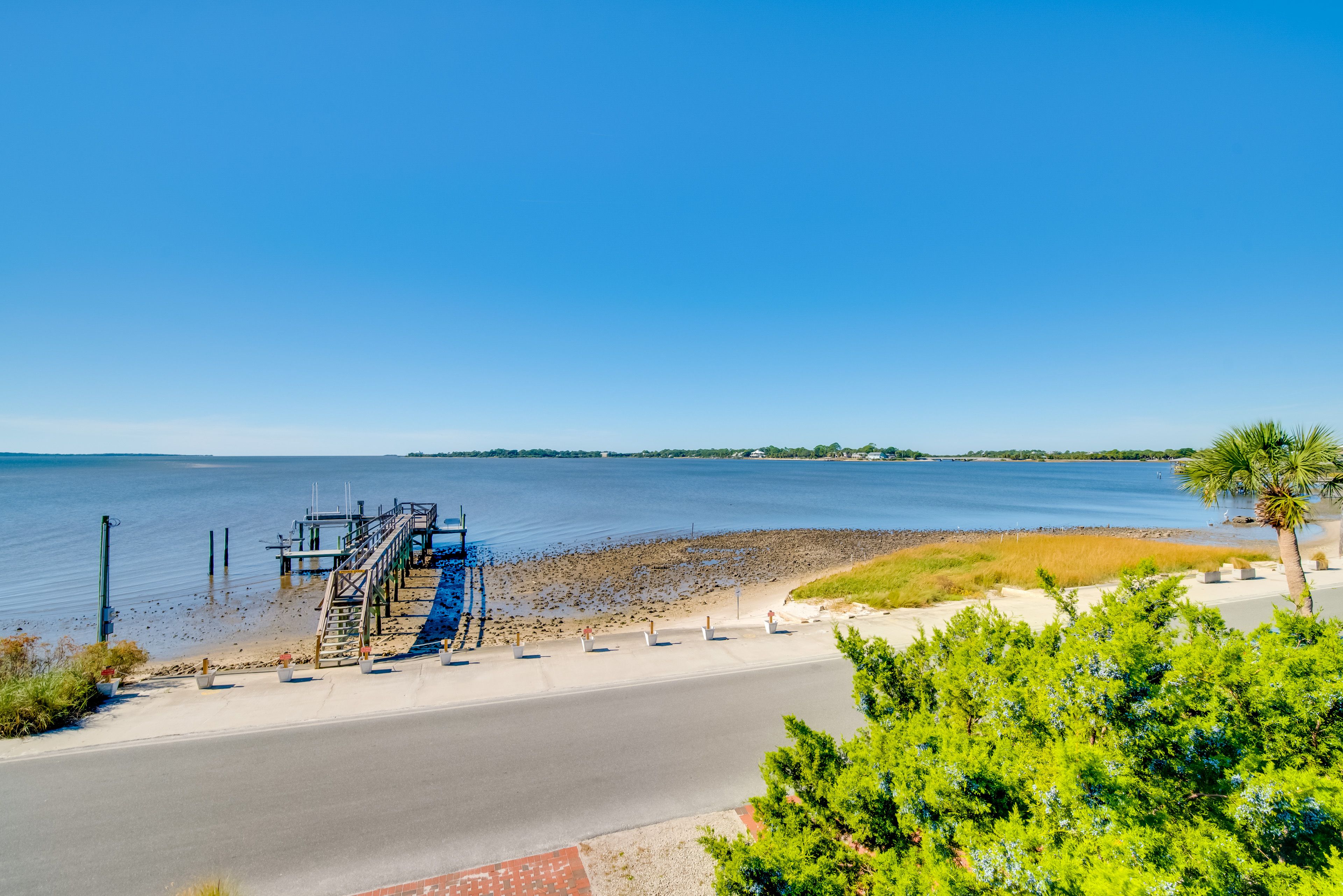 Dock is Off Limits to Guests