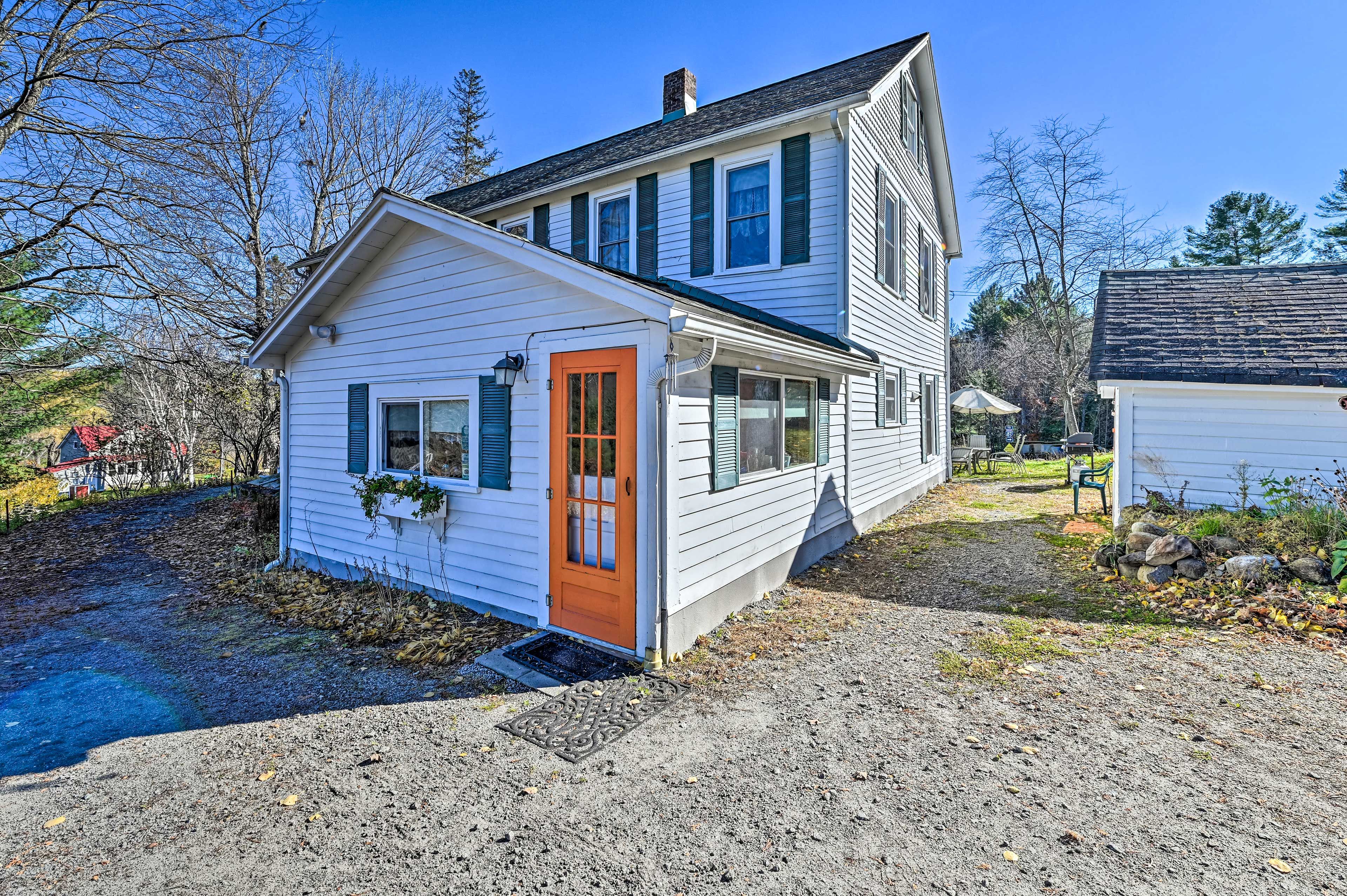 Rear Exterior | Driveway Parking (10 Vehicles)