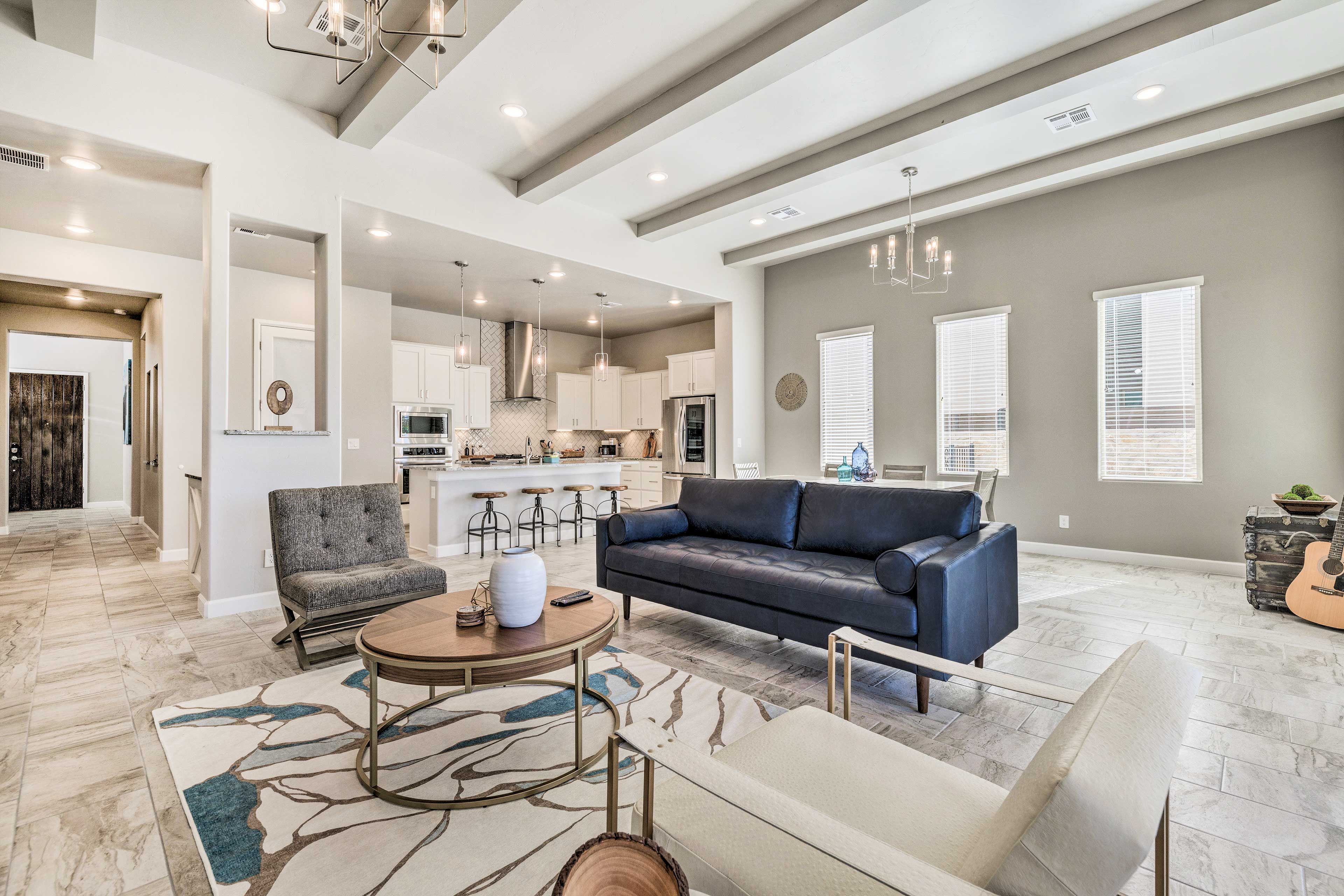 Las Cruces Vacation Rental | 3BR | 3BA | 2,273 Sq Ft | Step-Free Access