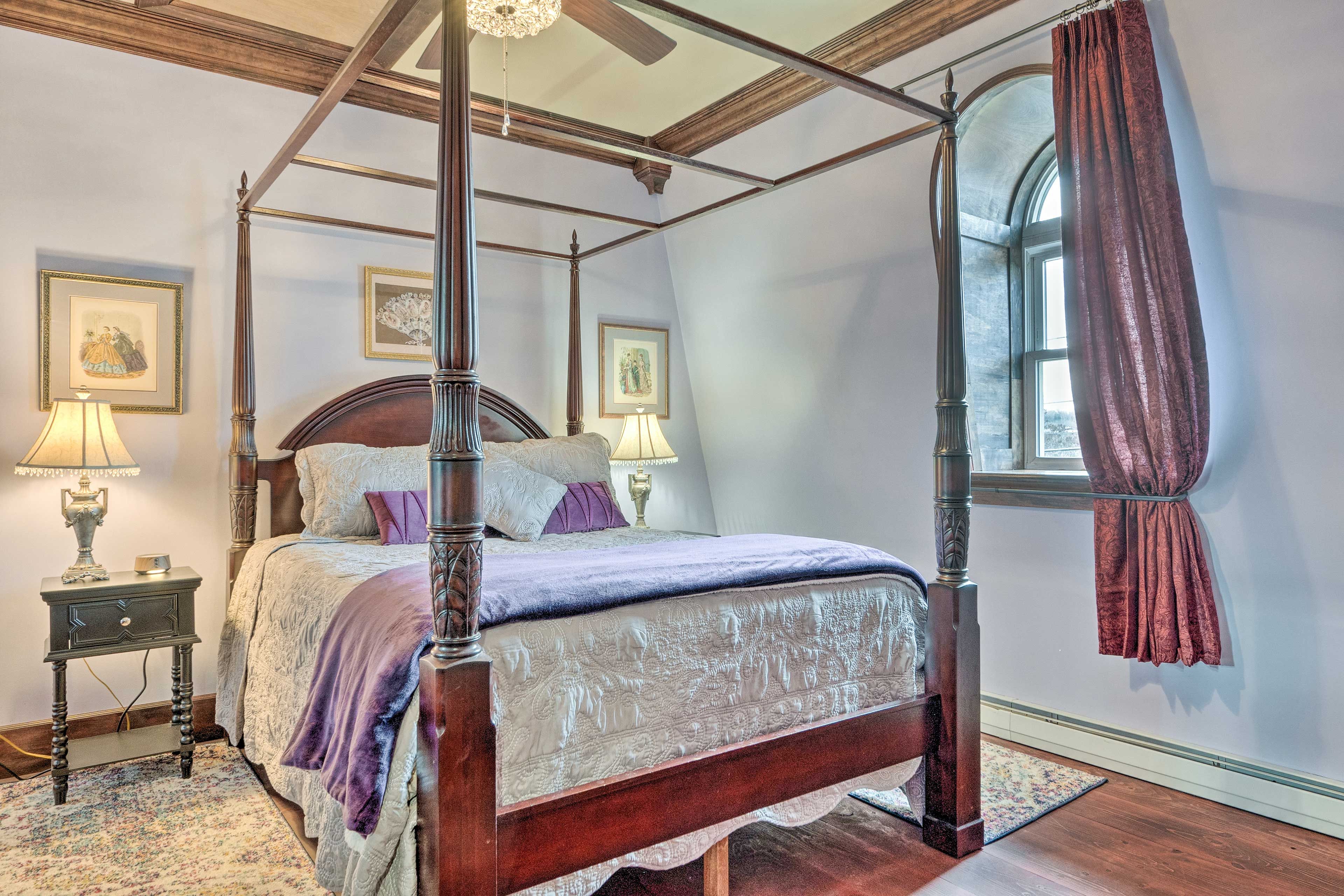 Bedroom 2 | Queen Bed | 2nd Floor