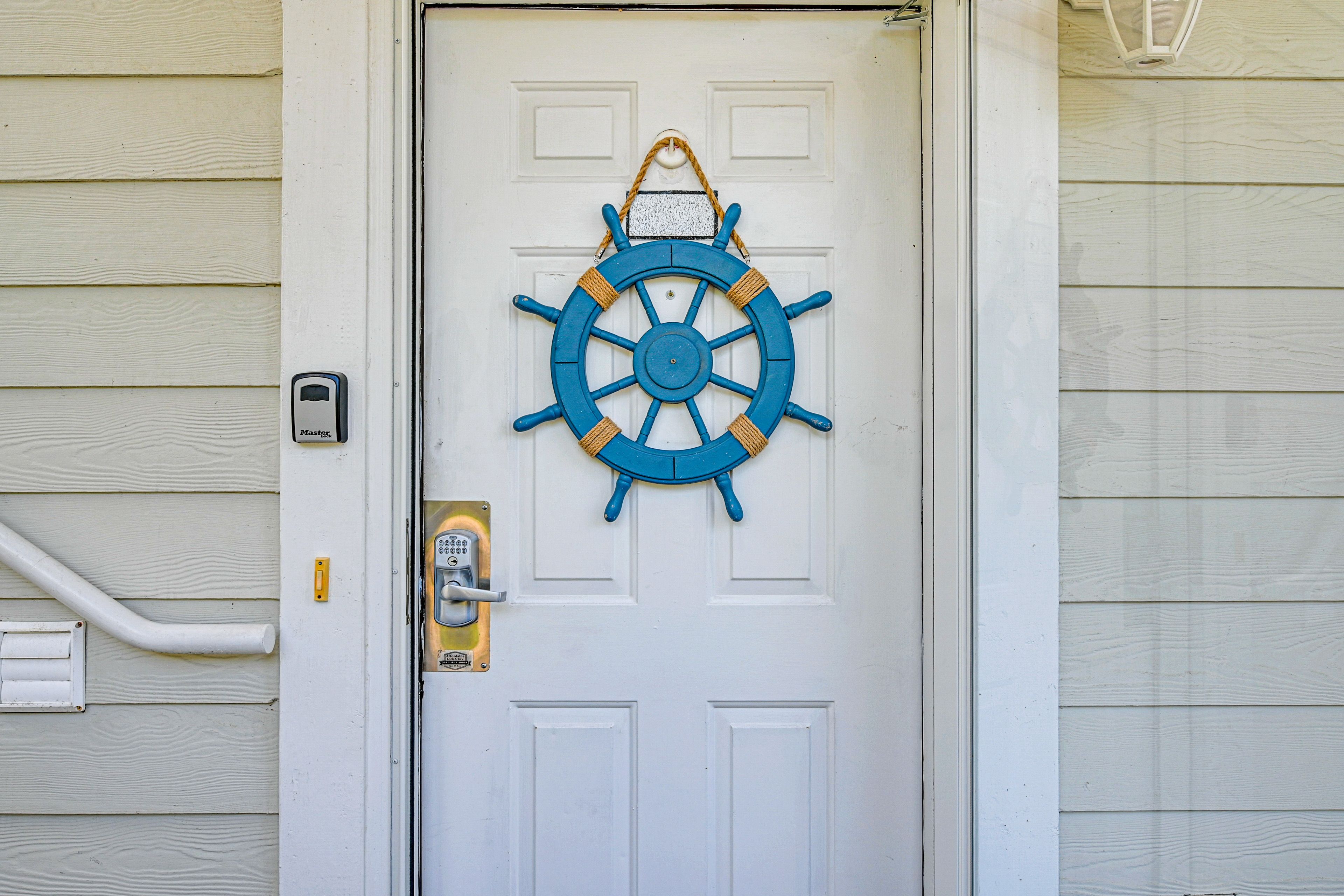 Private Entrance