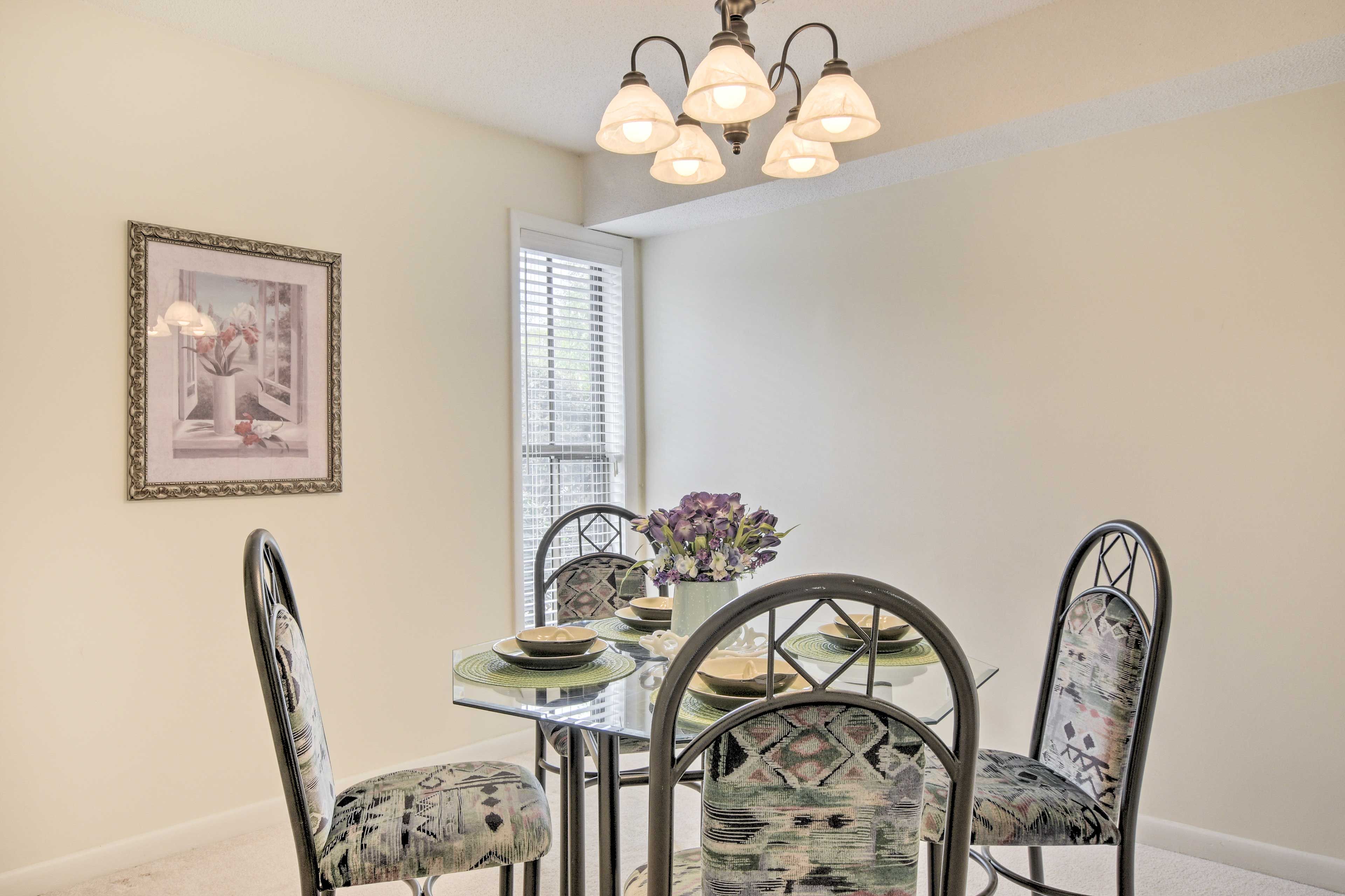 Dining Room | 1st Floor
