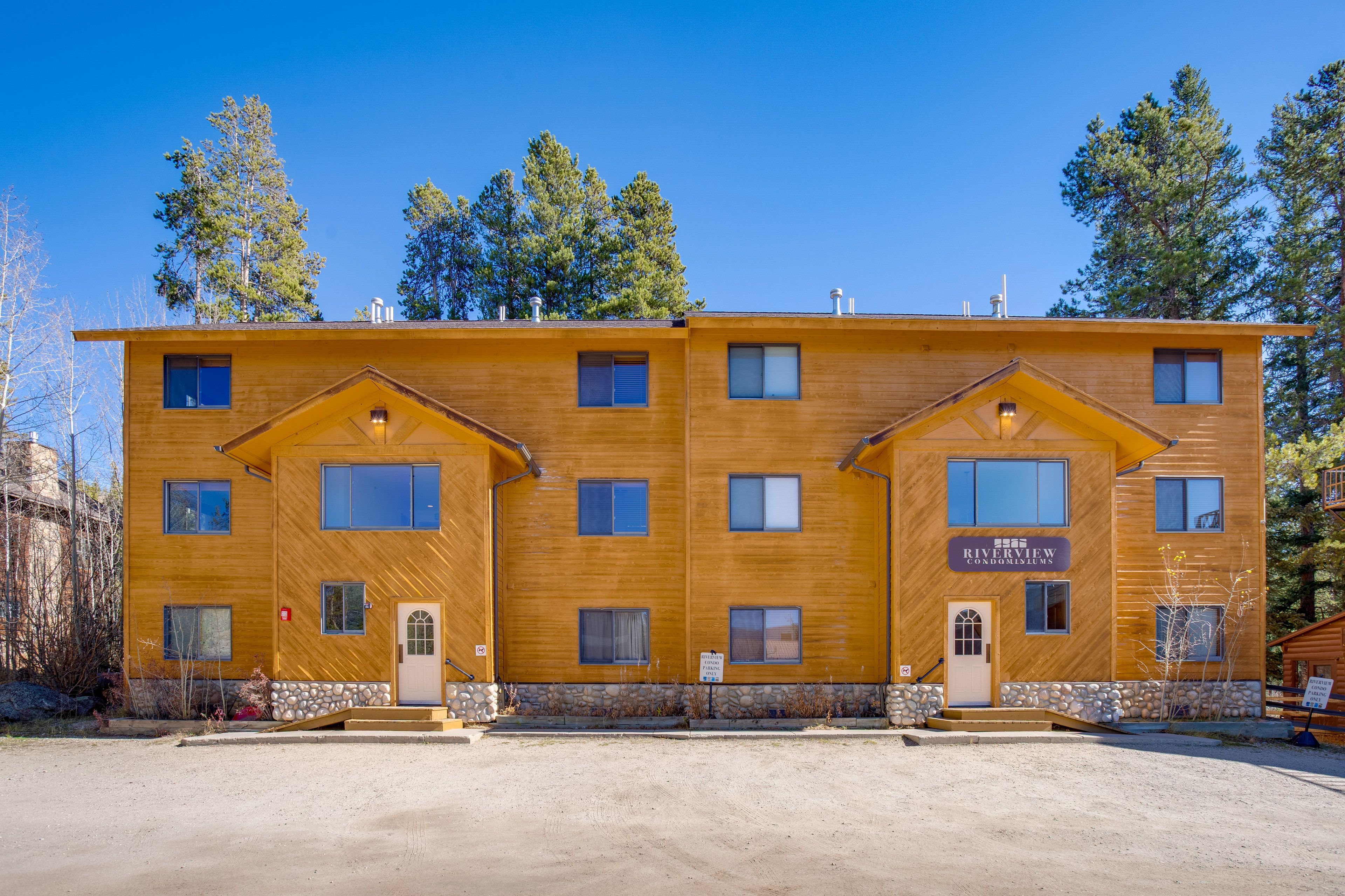 Parking | Community Lot (1 Reserved Space) | Street Parking