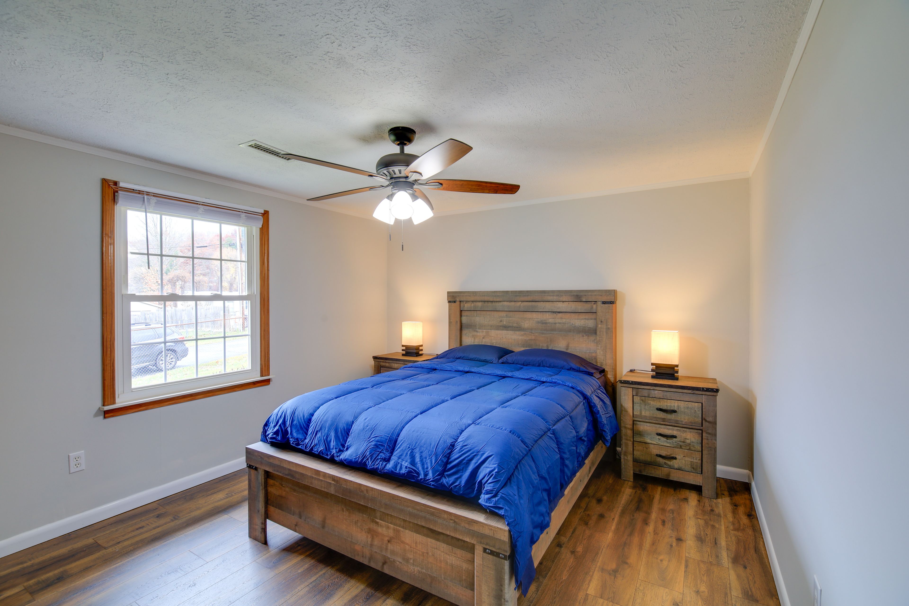 Bedroom 1 | Queen Bed | Central A/C & Heating