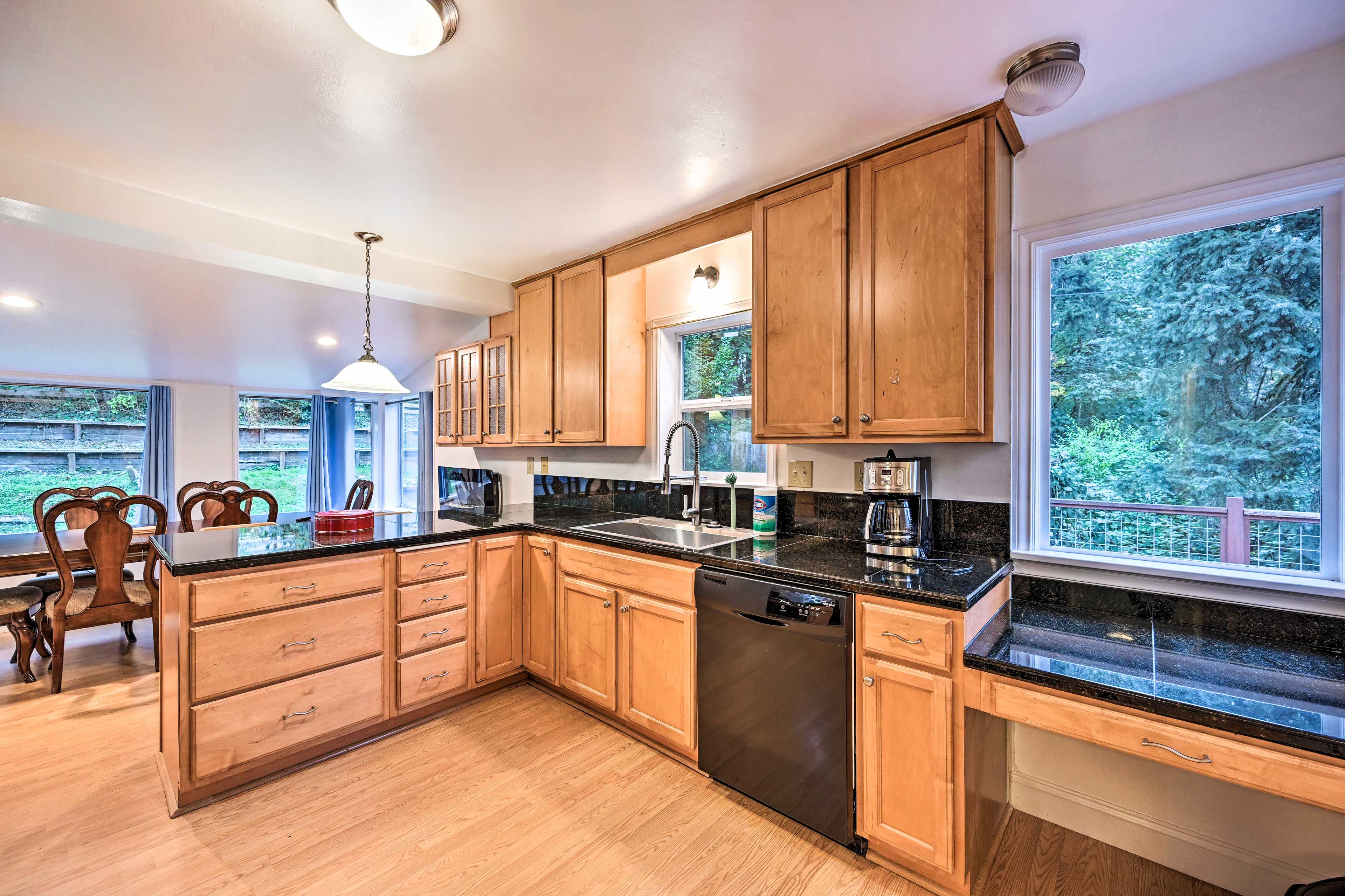 Kitchen | 1st Floor | Dishwasher