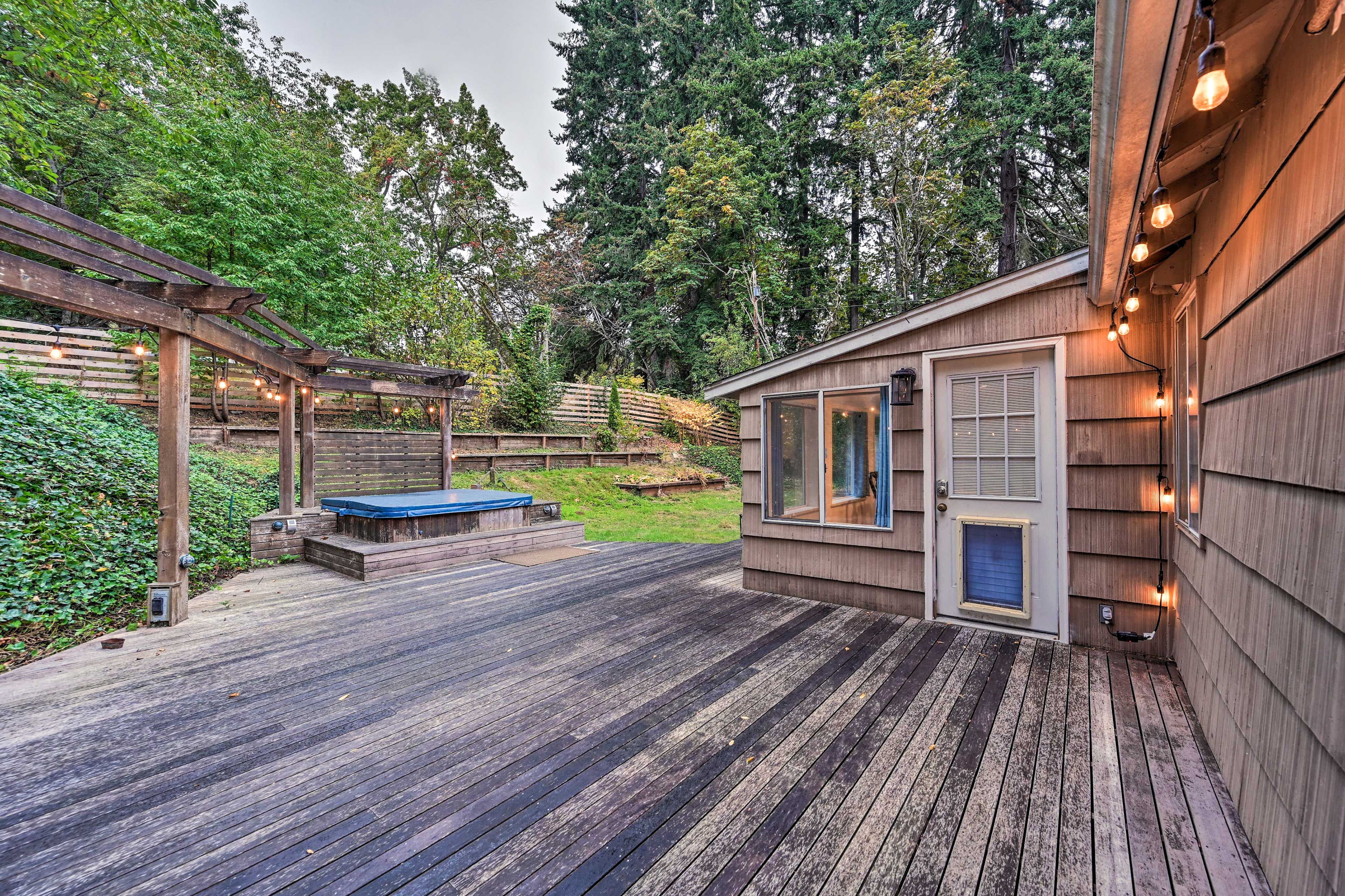 Spacious Deck | Hot Tub Currently Not Available