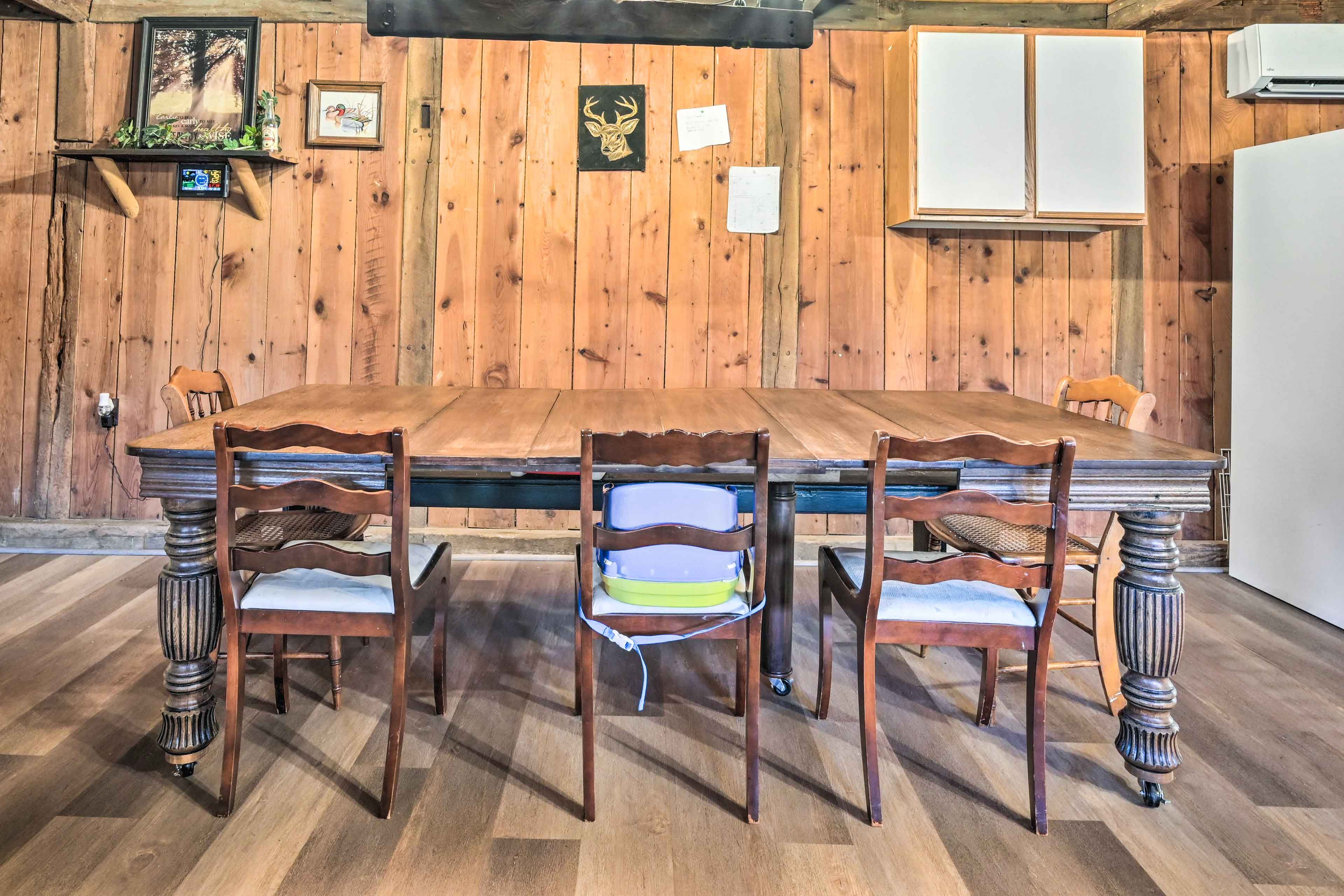Dining Room | Dishware & Flatware Provided
