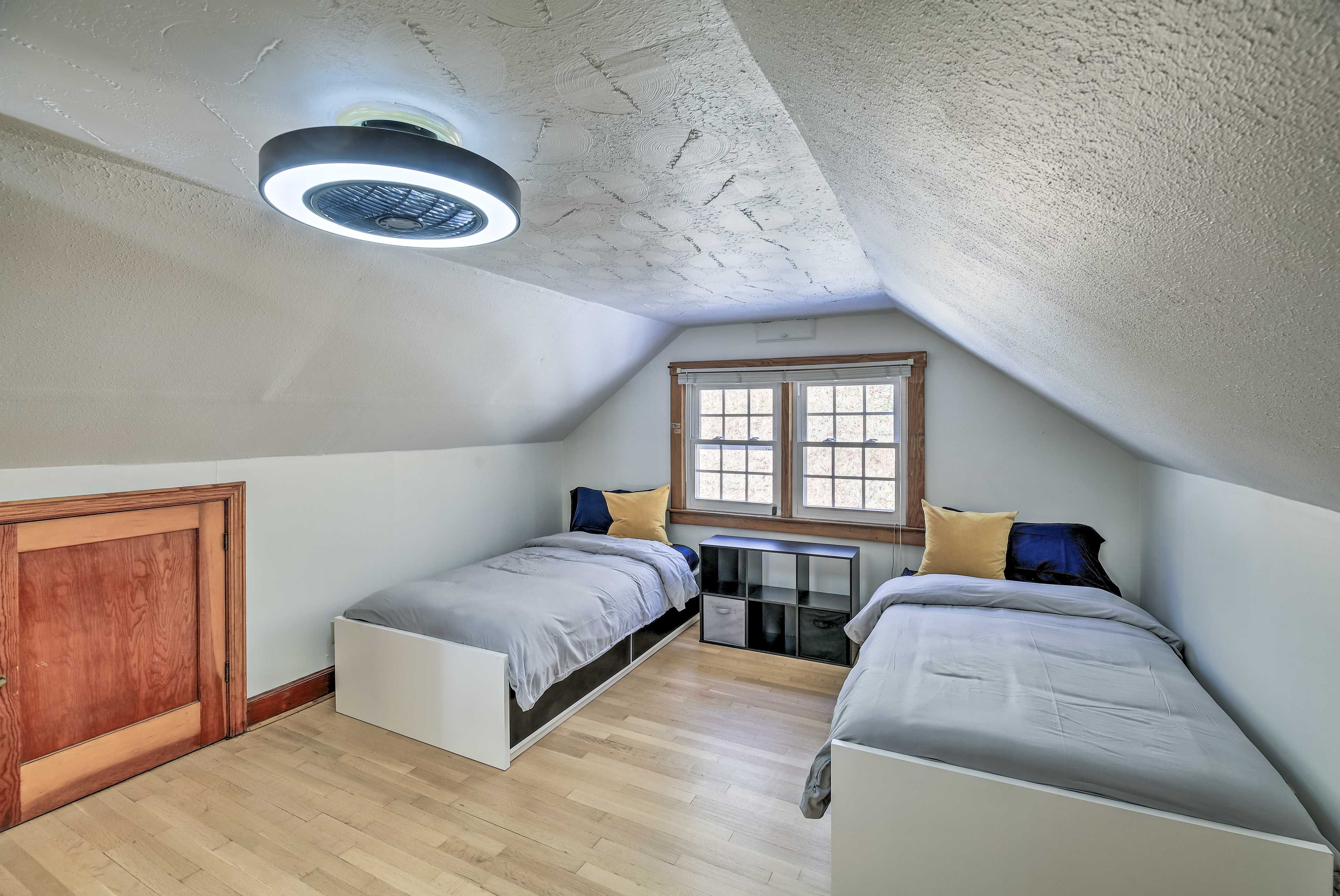Bedroom 4 | 2 Twin Beds