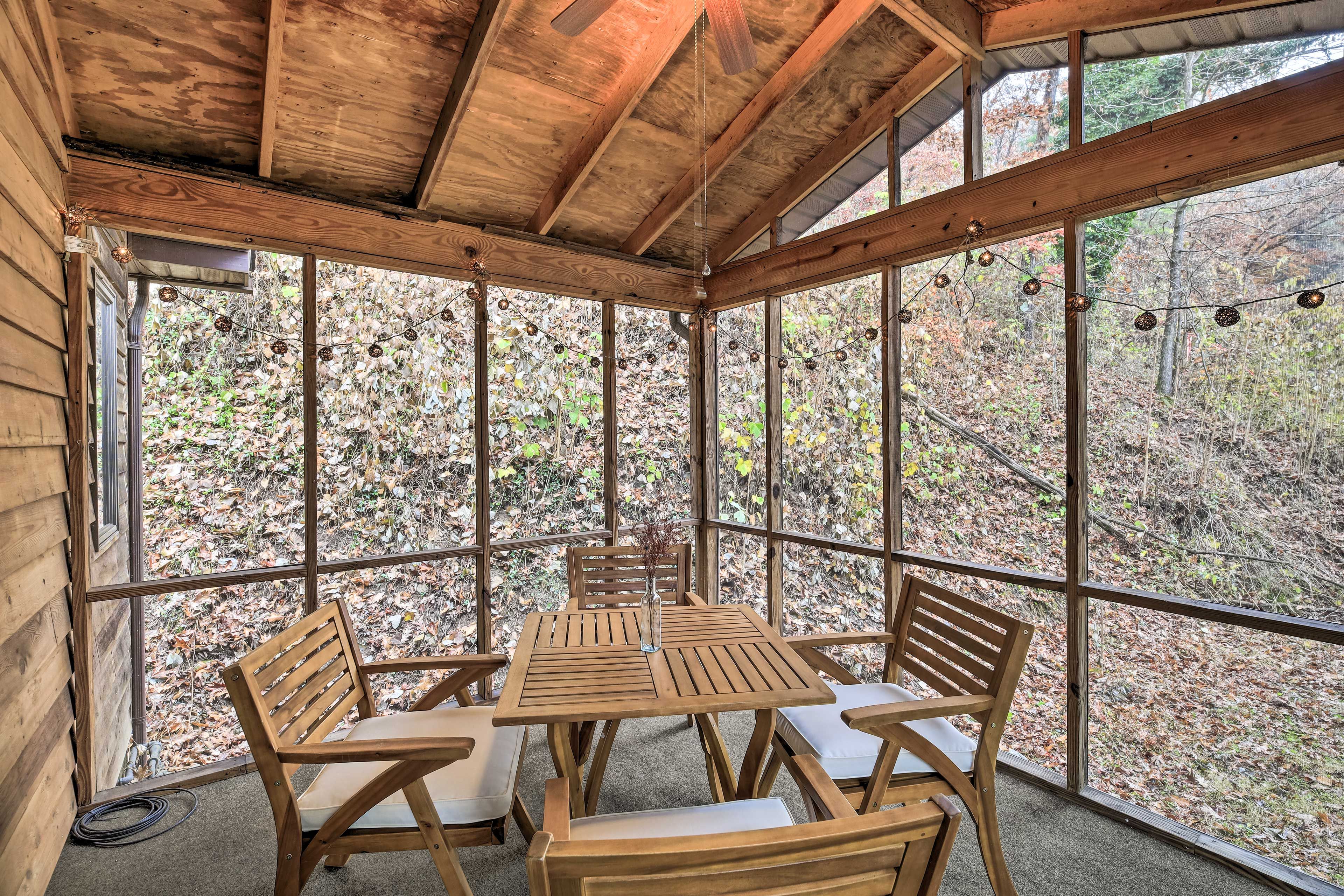 Screened Deck