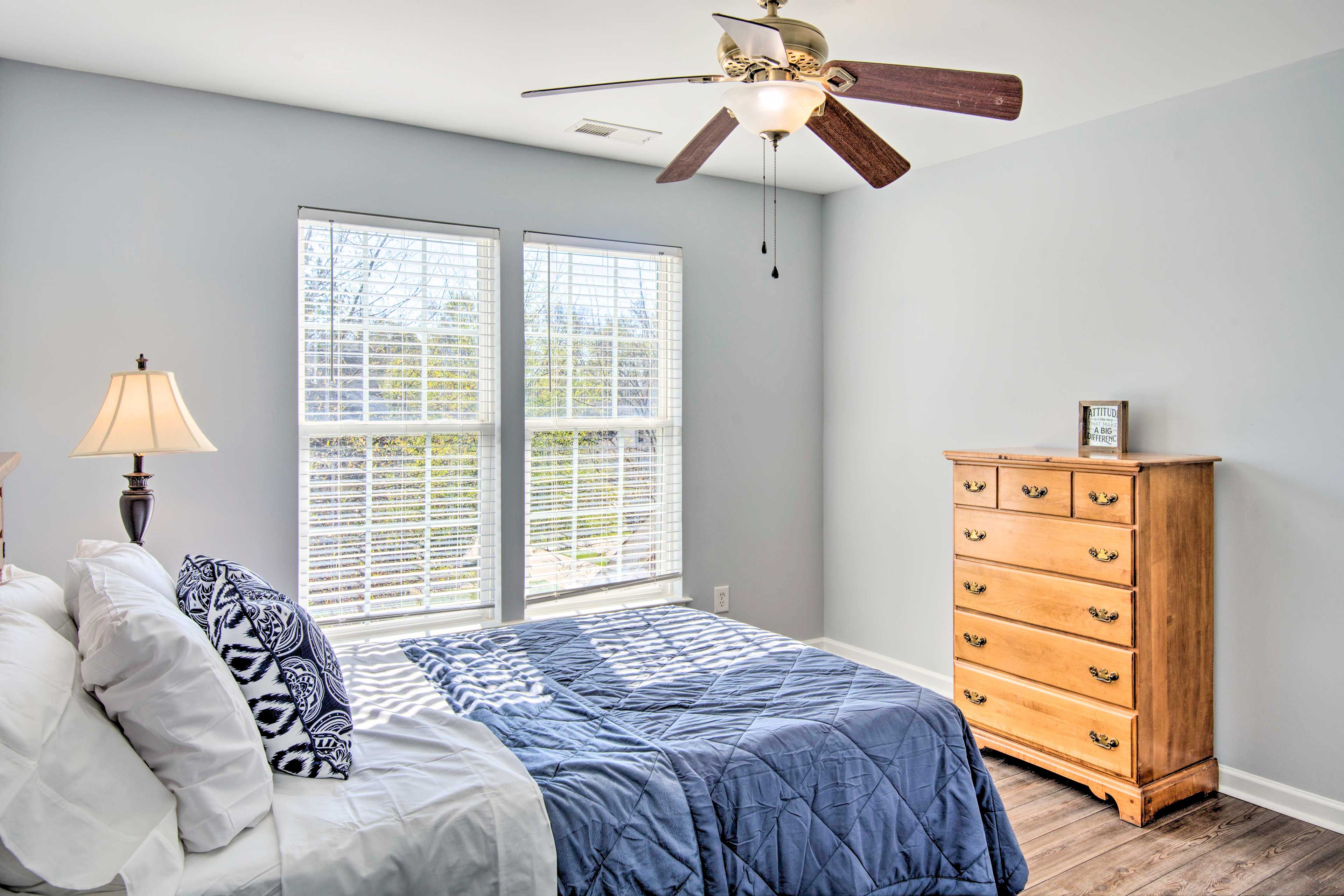 Bedroom 3 | 2nd Floor | Full Bed | Dresser | Linens Provided