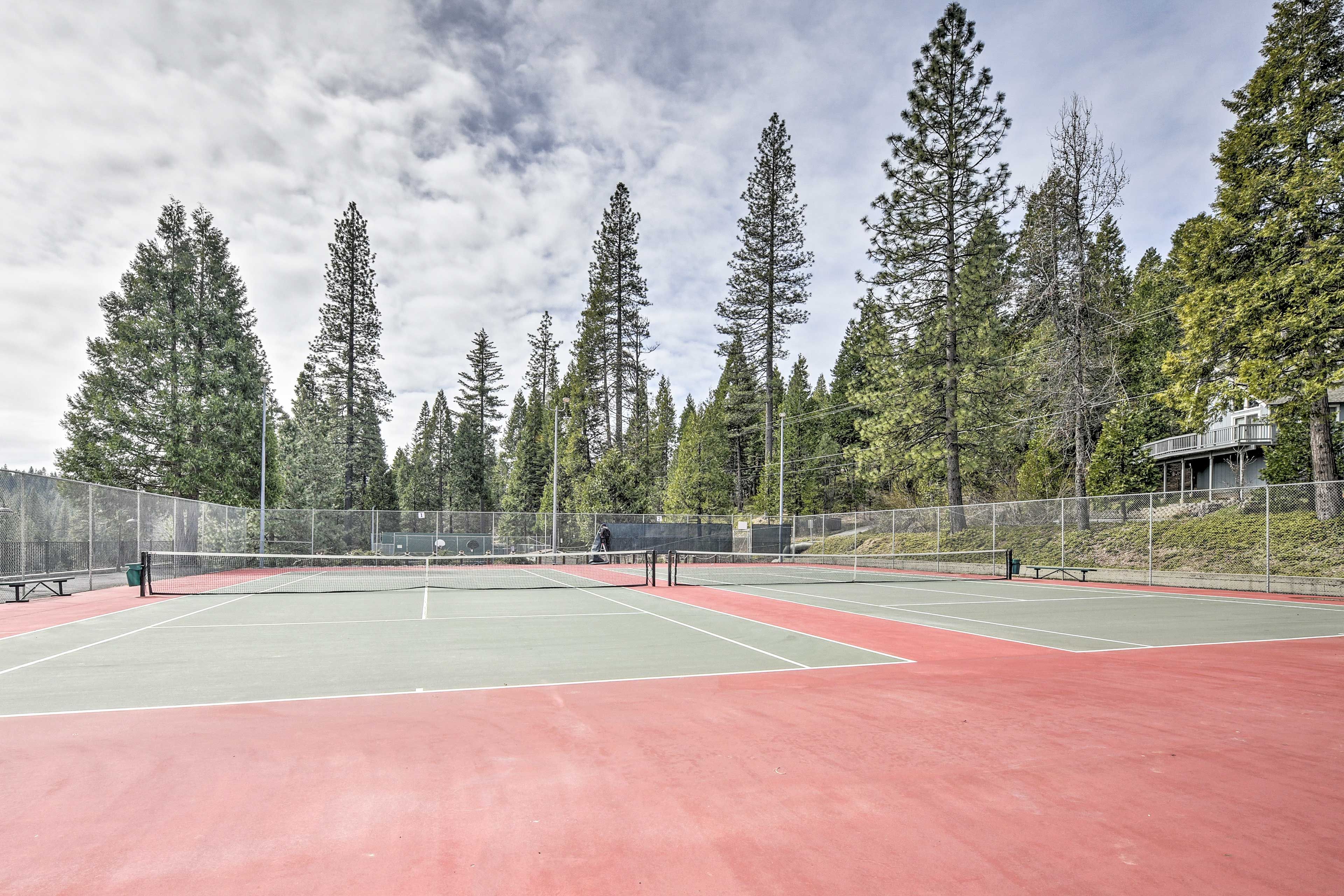 Community Tennis Courts