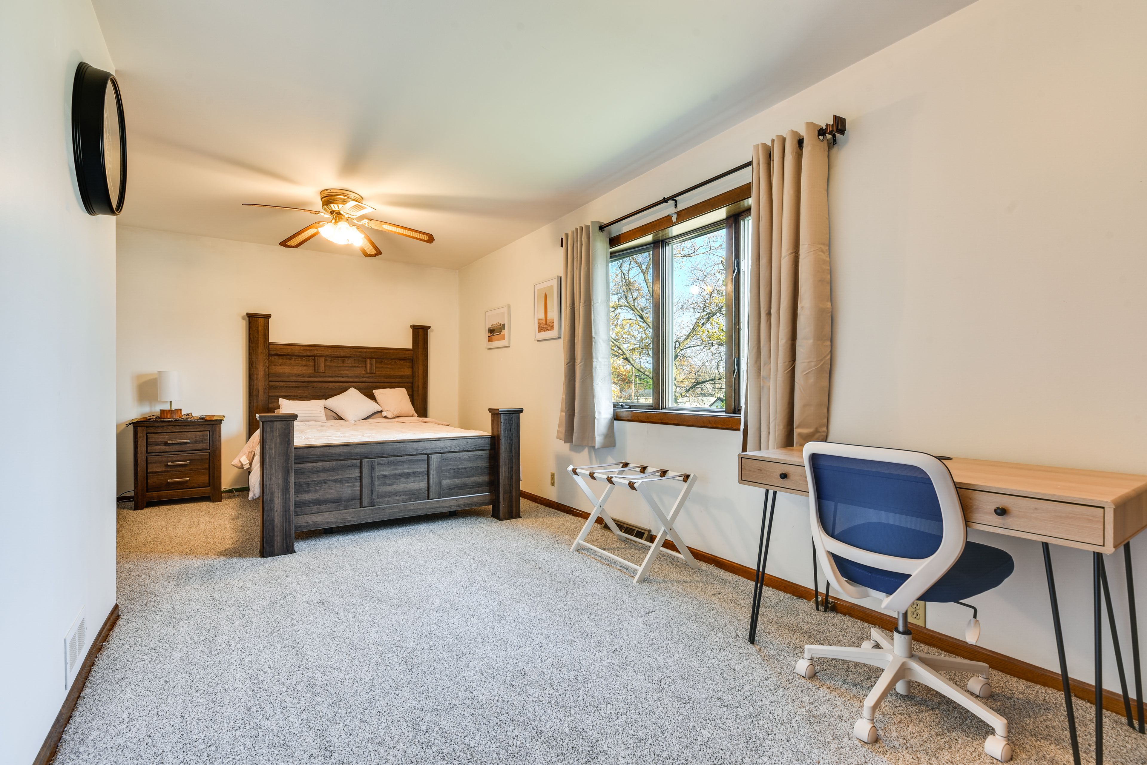 Bedroom 1 | Queen Bed | En-Suite Bathroom