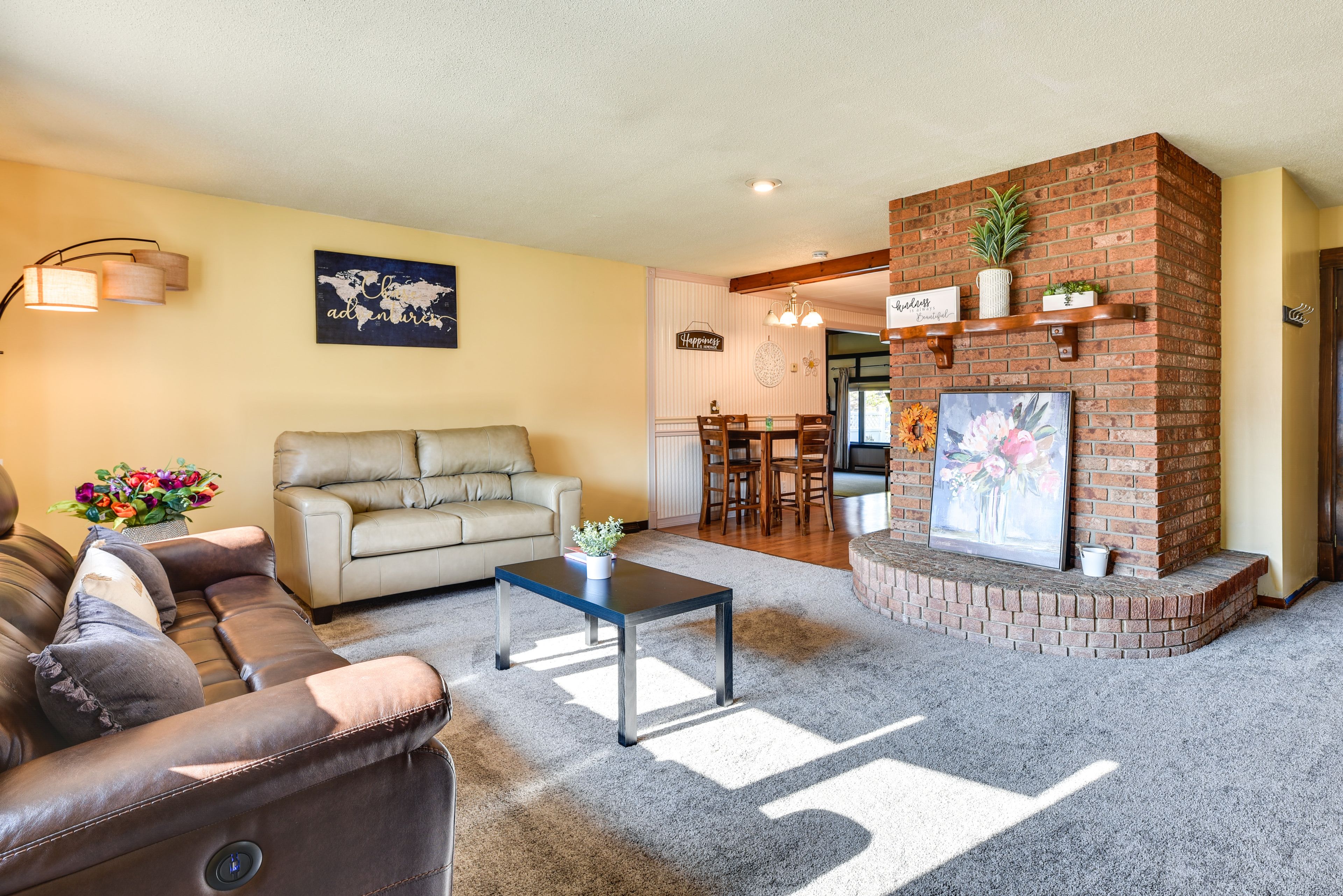 Sitting Room | Central A/C & Heating