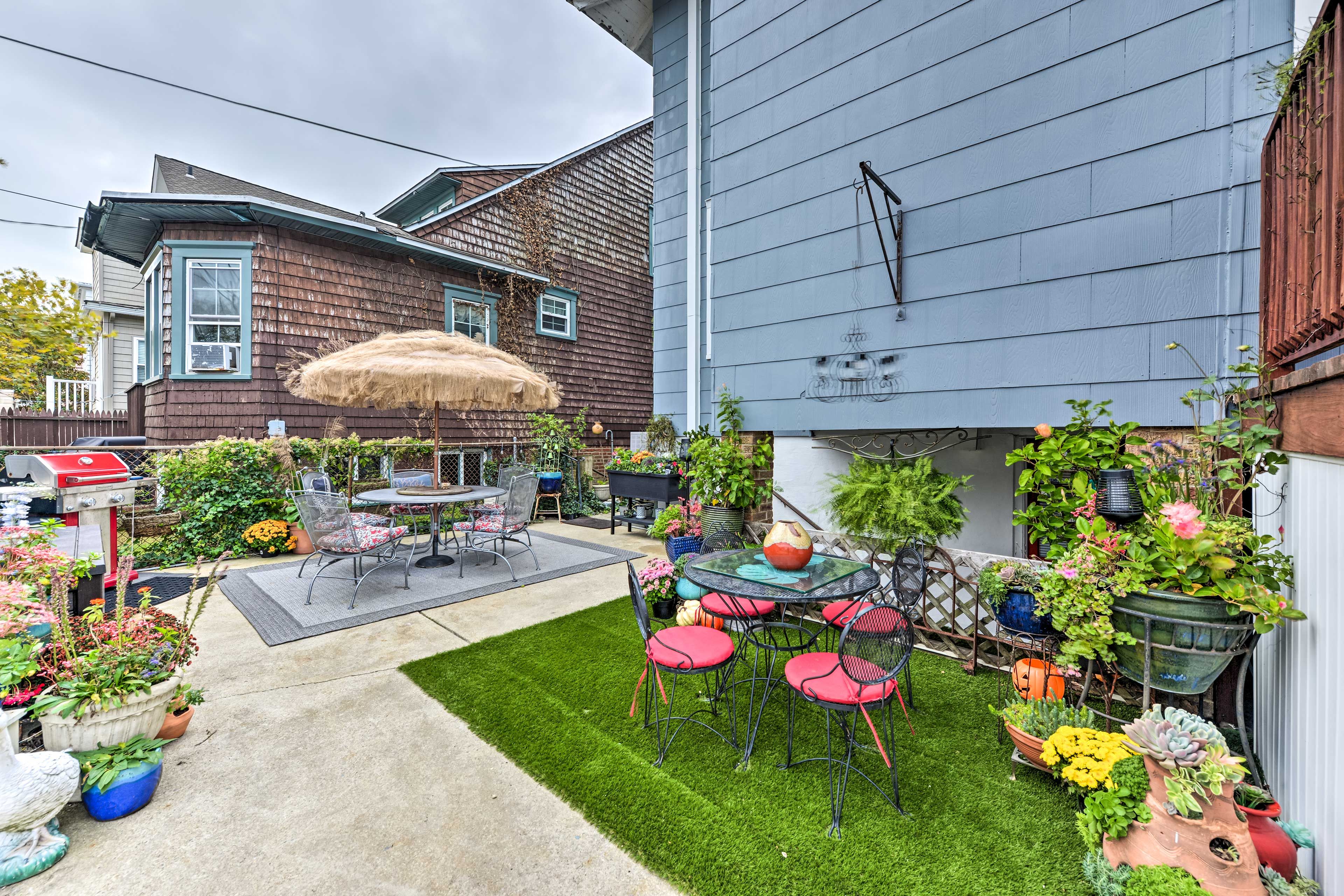 Private Patio | Self Check-In