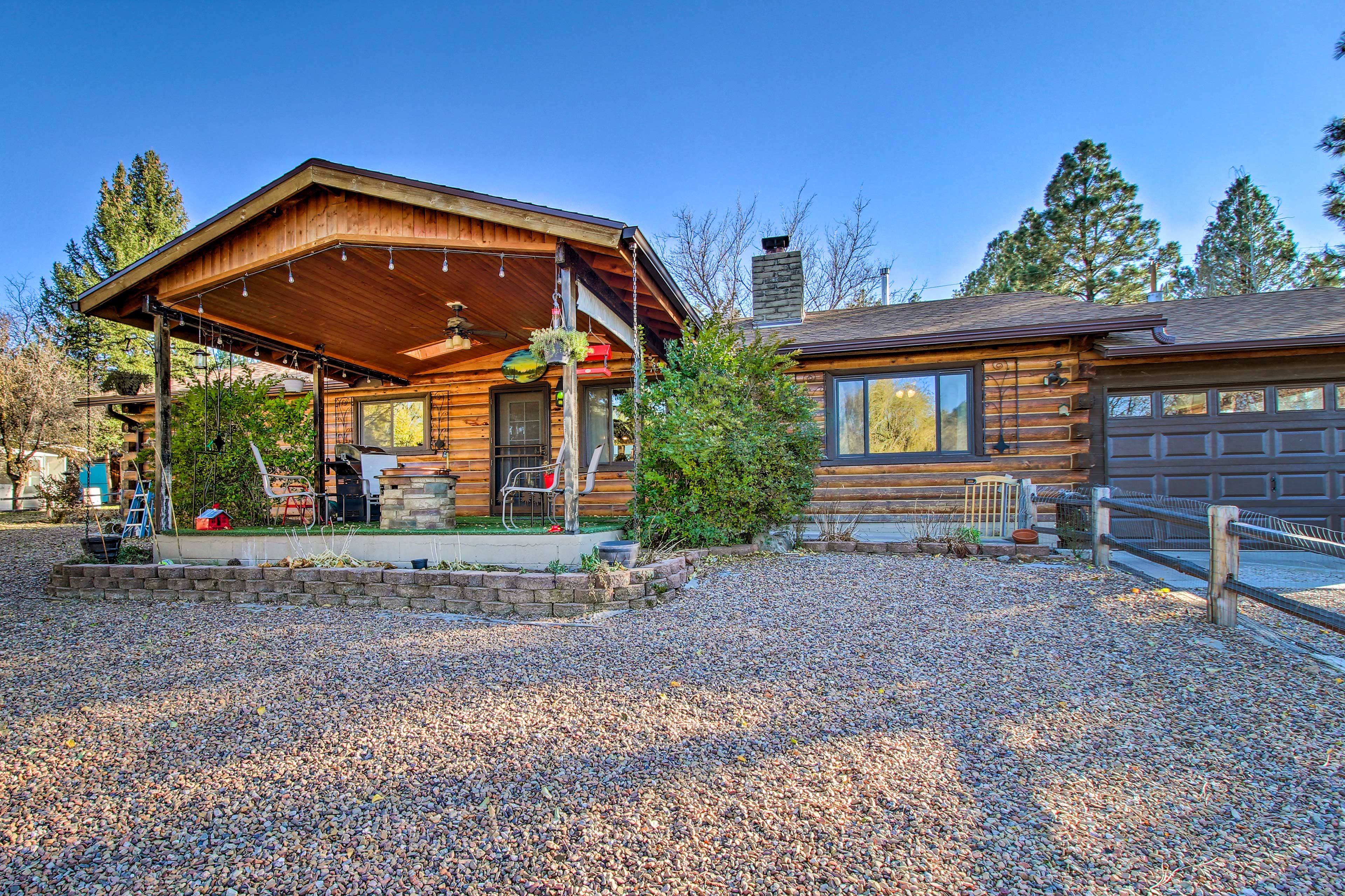 Pinetop-Lakeside Vacation Rental | 3BR | 2BA | Stairs Required | 1,542 Sq Ft