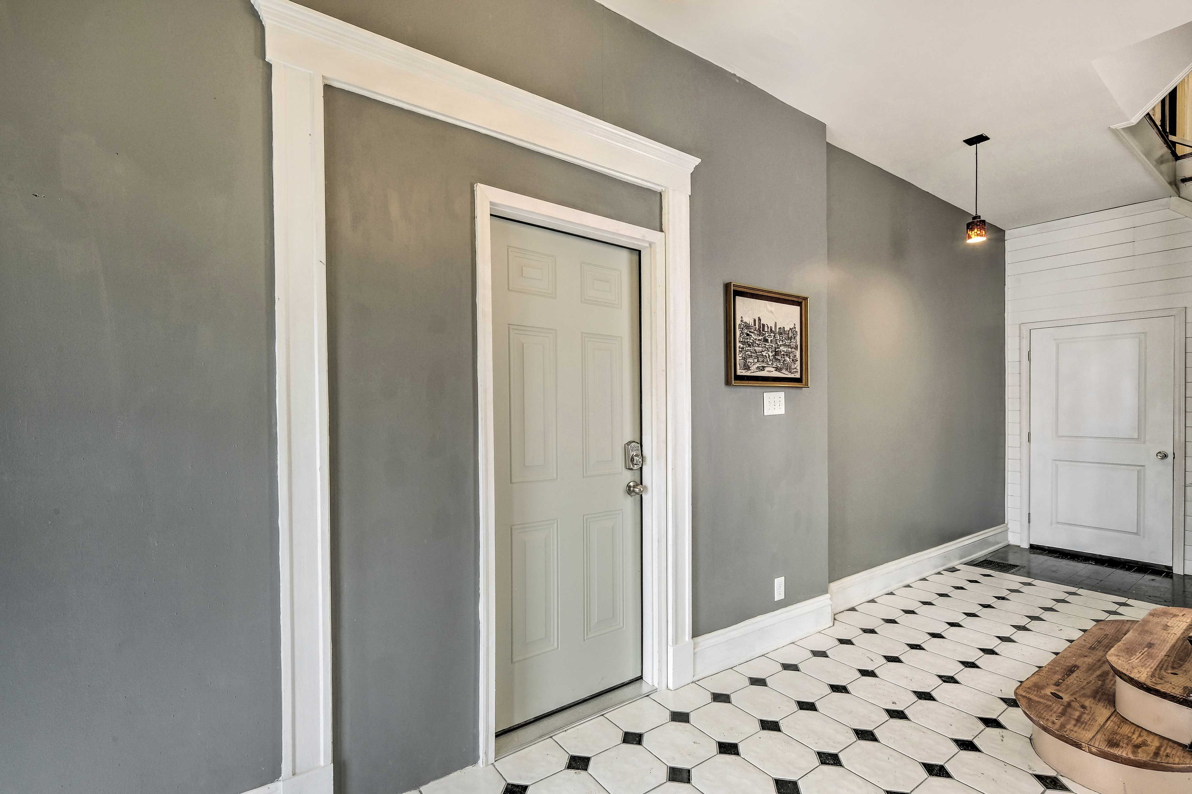 Front Door | Keyless Entry