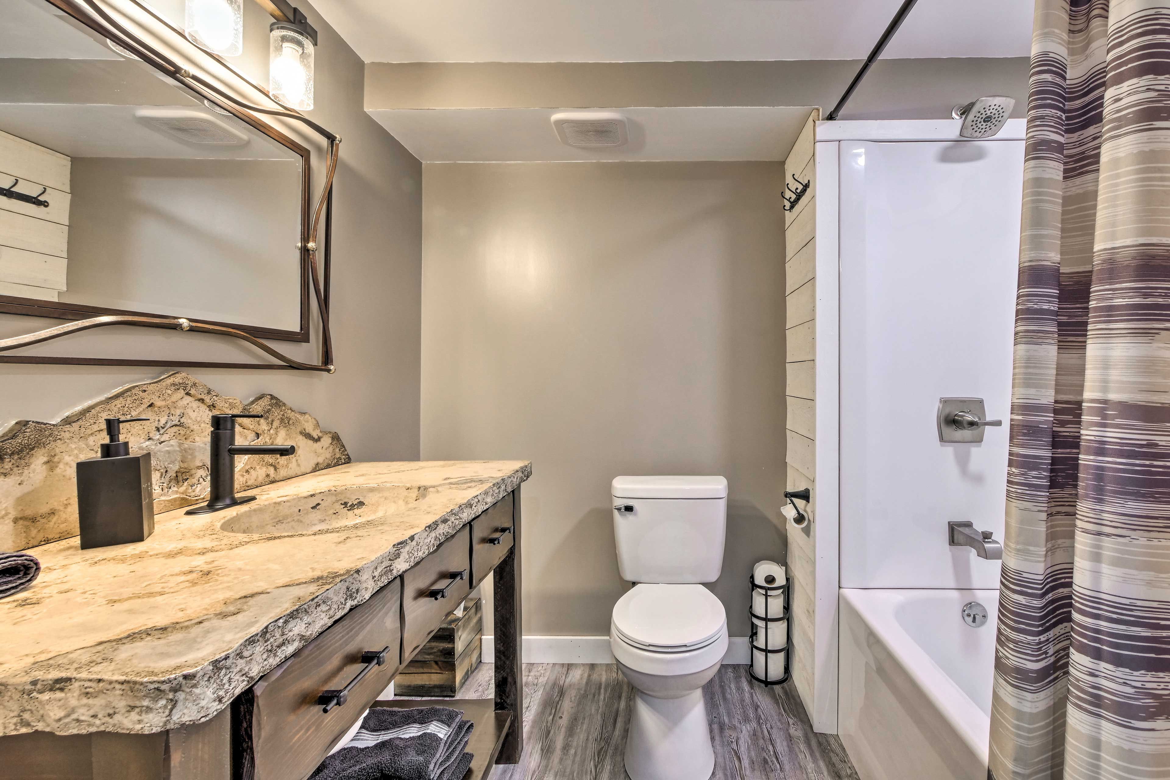 Bathroom | Towels Provided