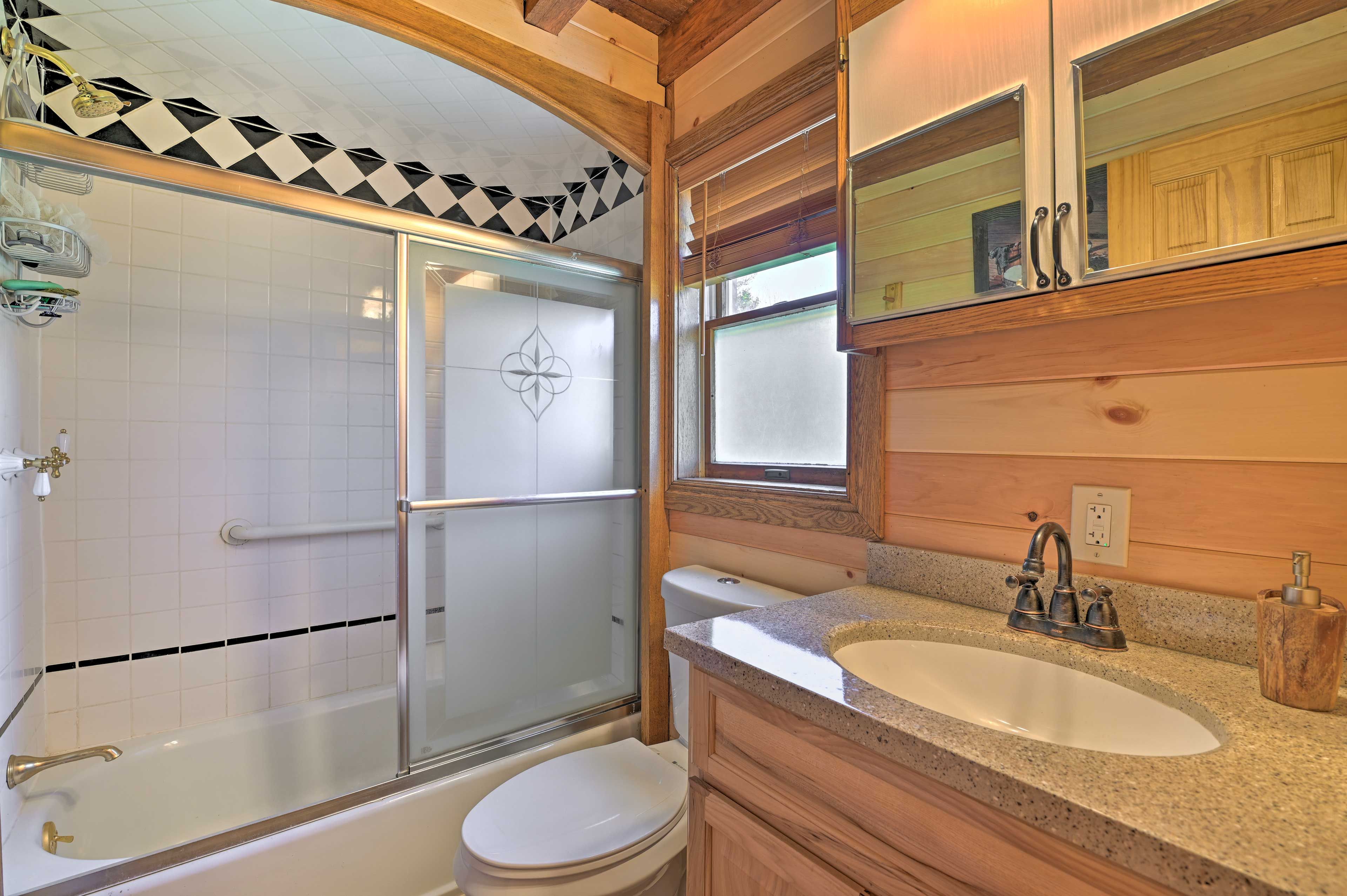 Bathroom | Towels Provided