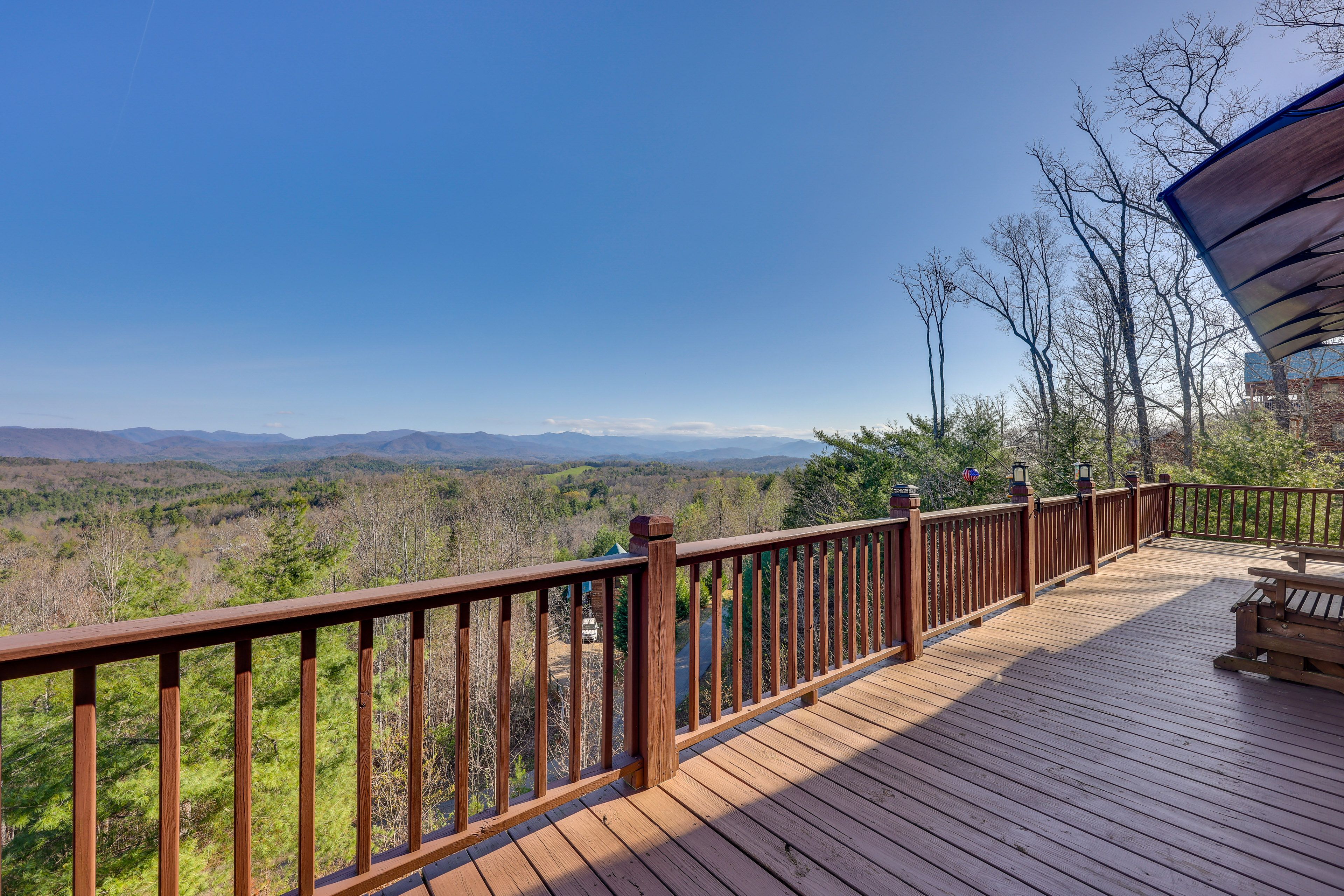 Murphy Vacation Rental | 2BR | 2BA | 1,600 Sq Ft