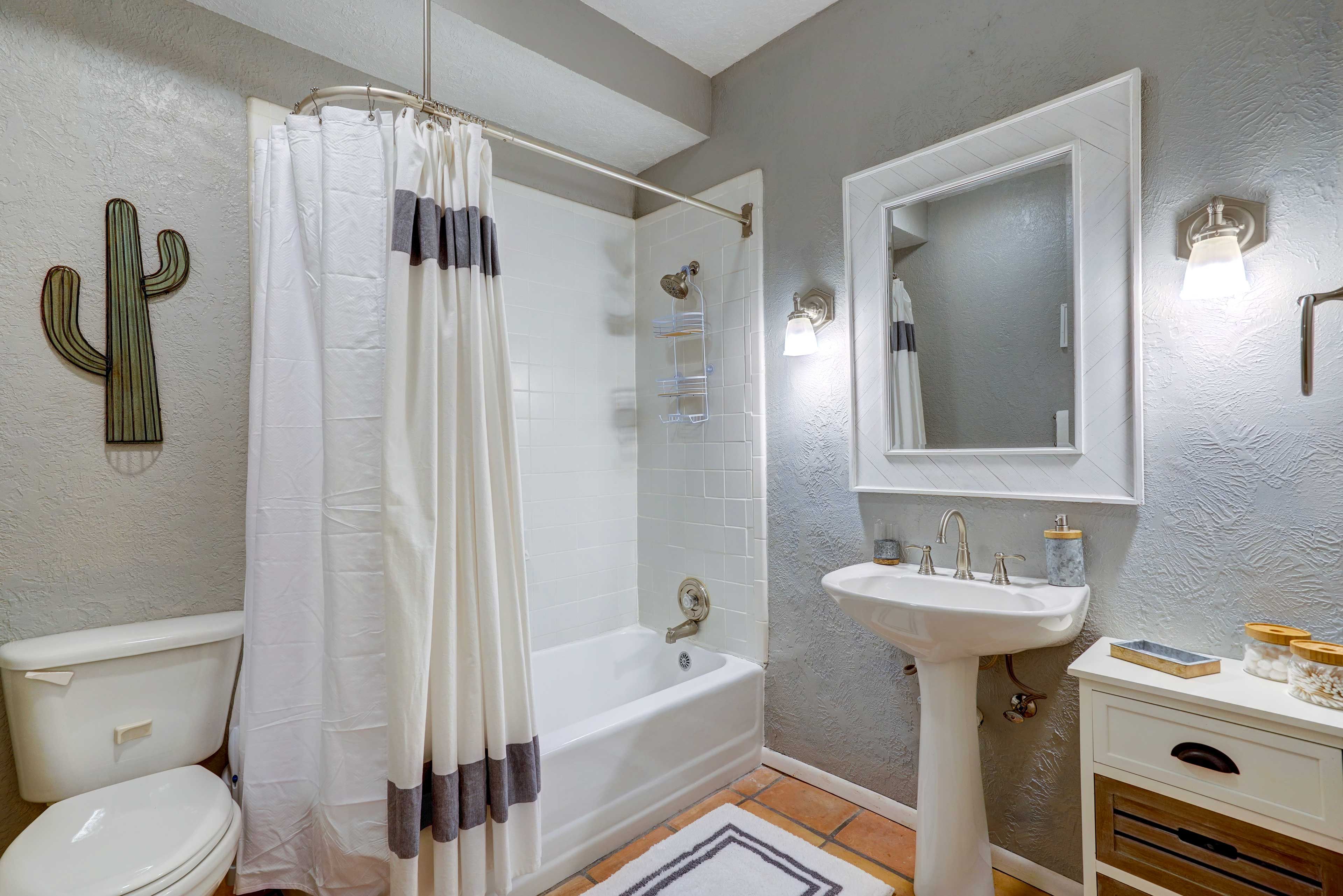 Bathroom | Towels Provided | Complimentary Toiletries