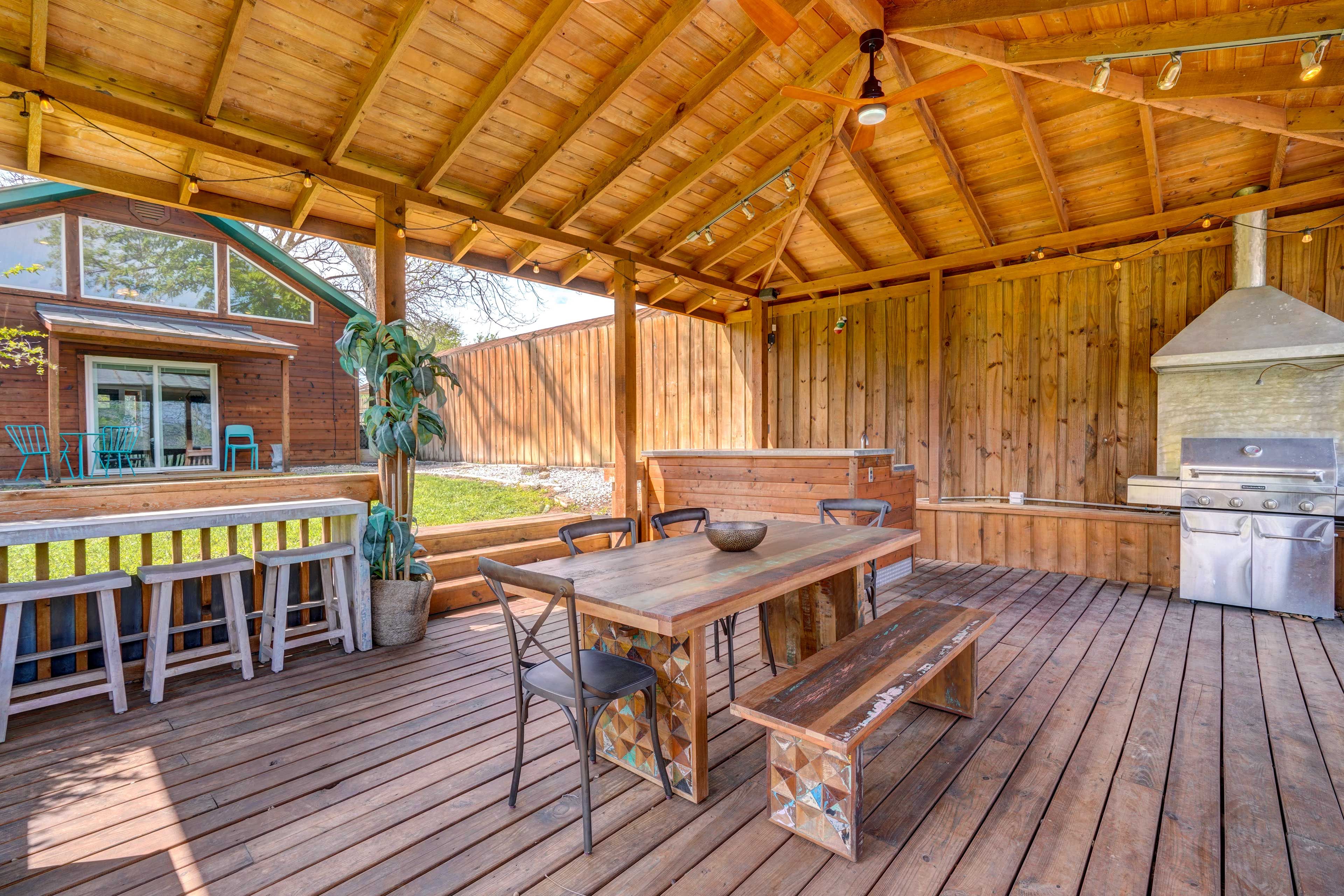 Private Deck