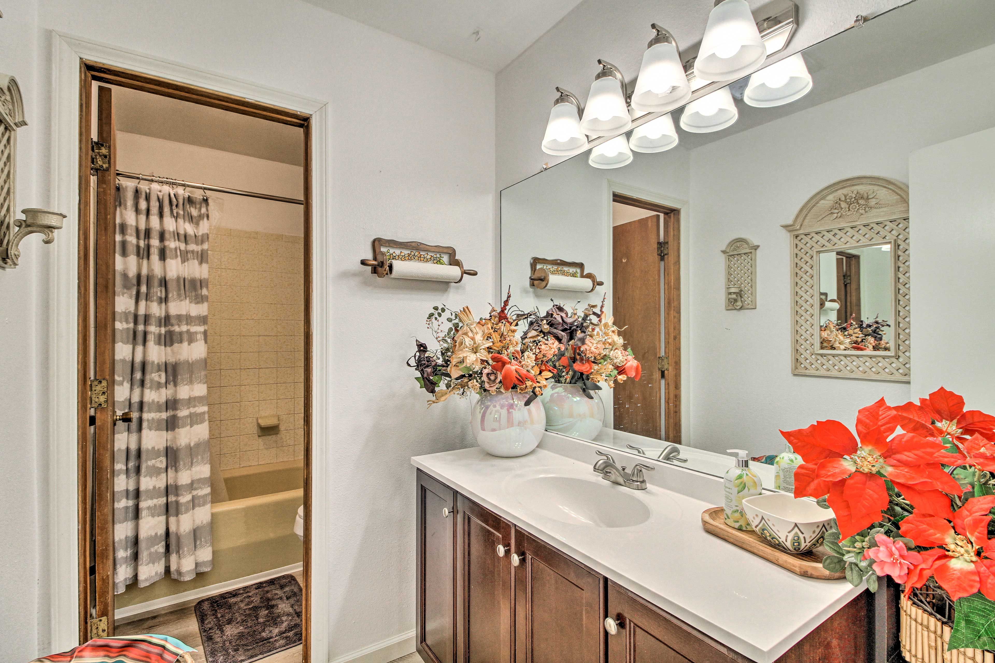 Full Bathroom | Hair Dryers