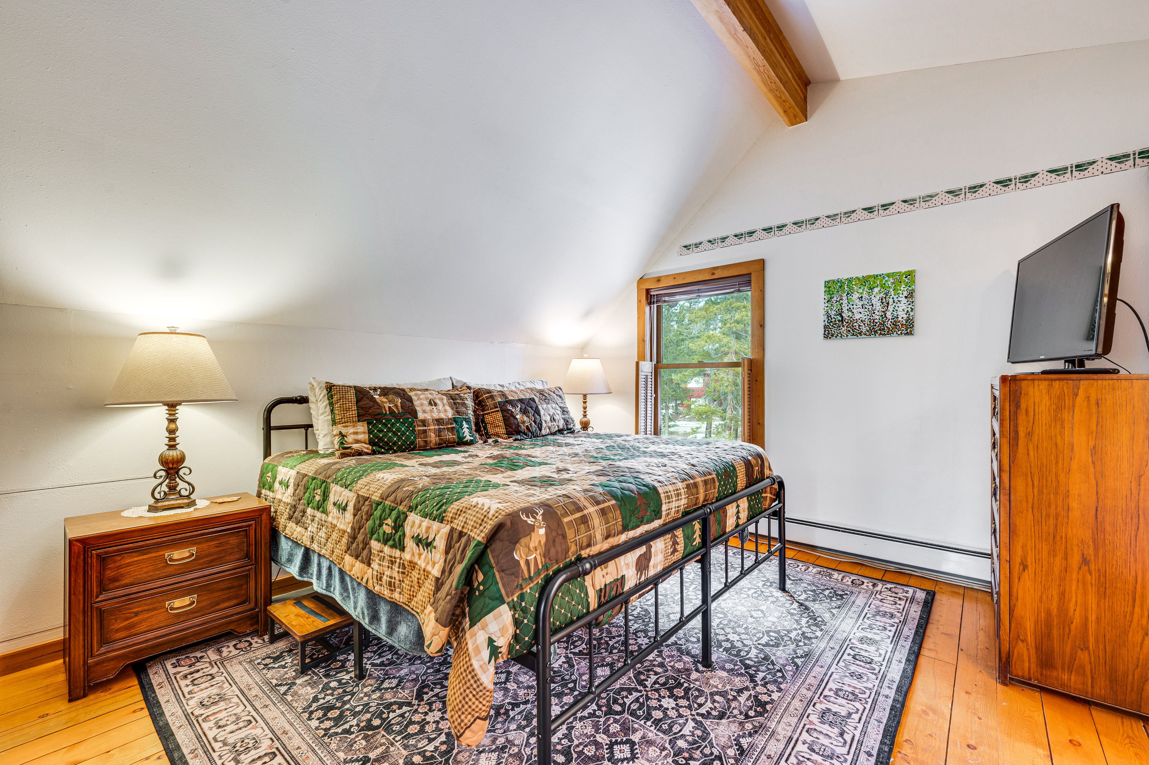 Bedroom 2 | King Bed