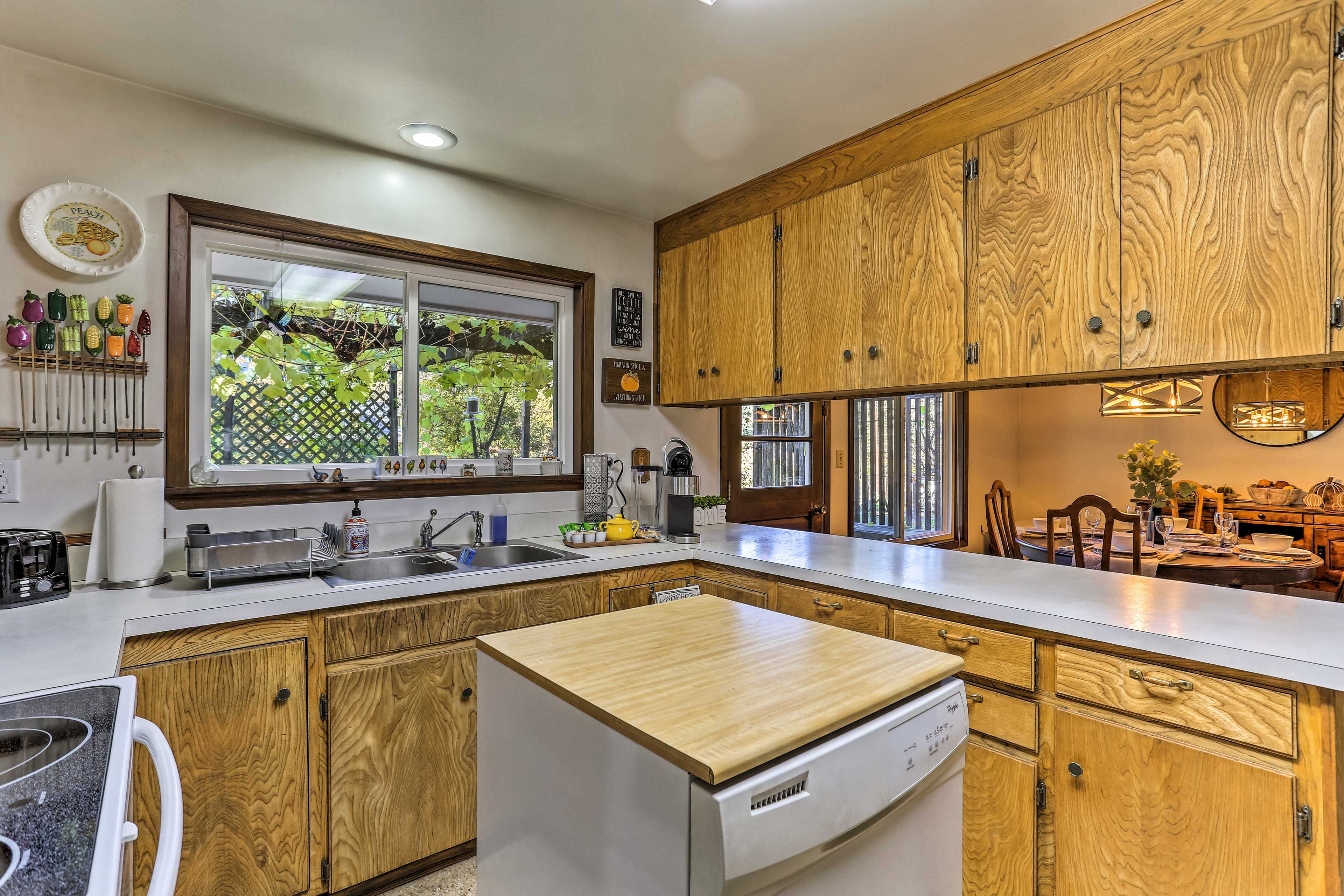 Kitchen | Cooking Basics | Coffee Maker | Blender | Toaster | Air Fryer