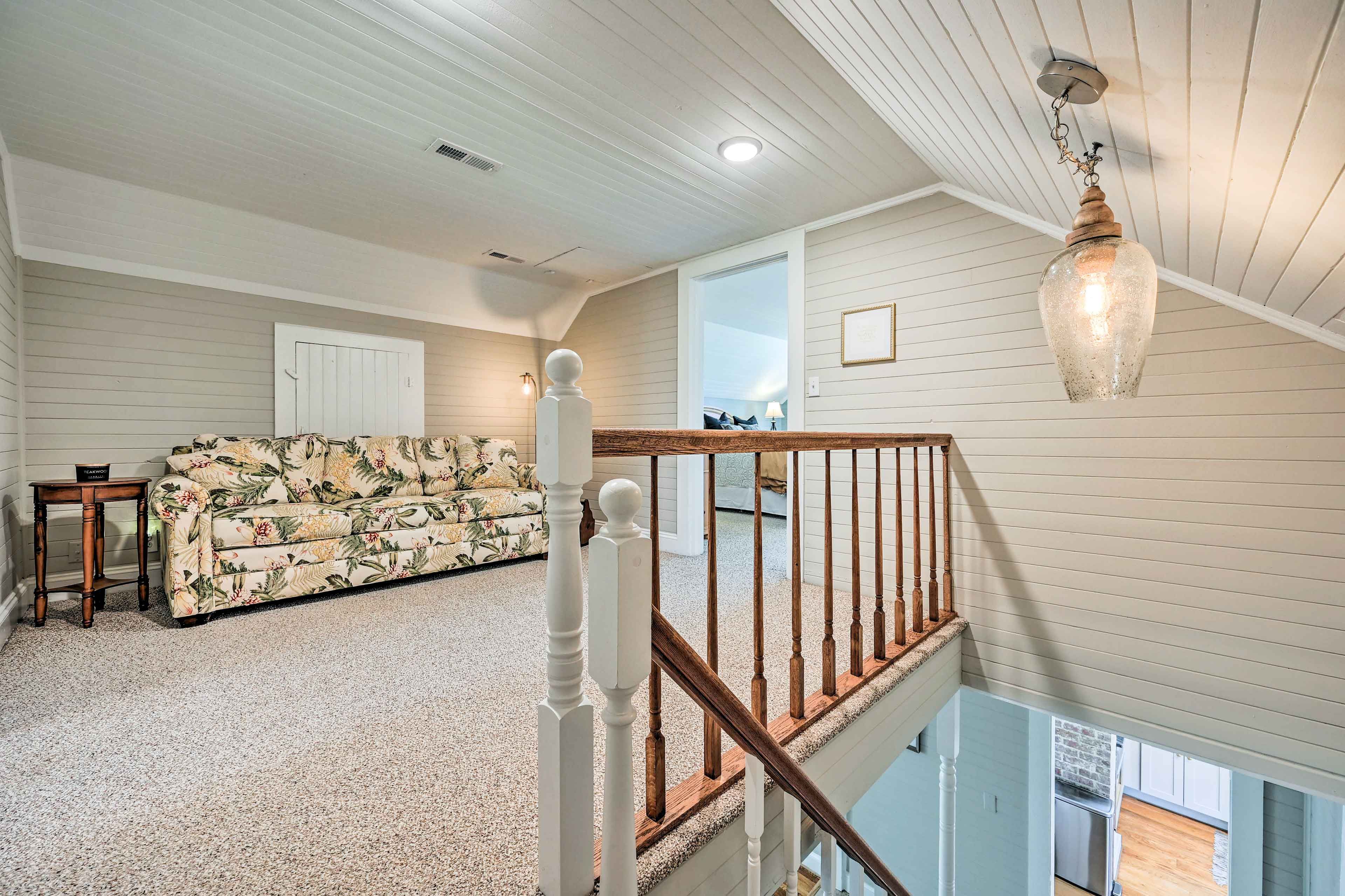 Loft | Full Sleeper Sofa