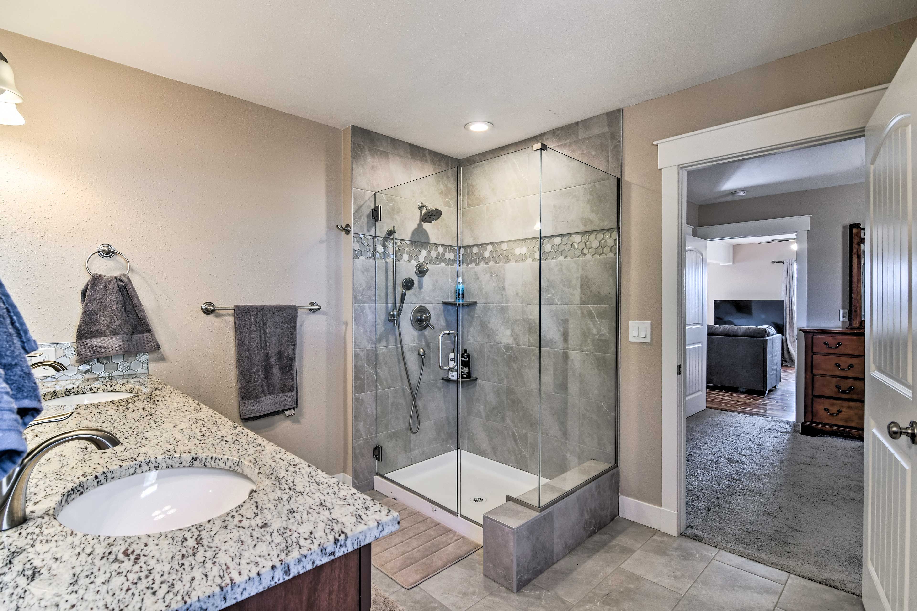 Full Bathroom
