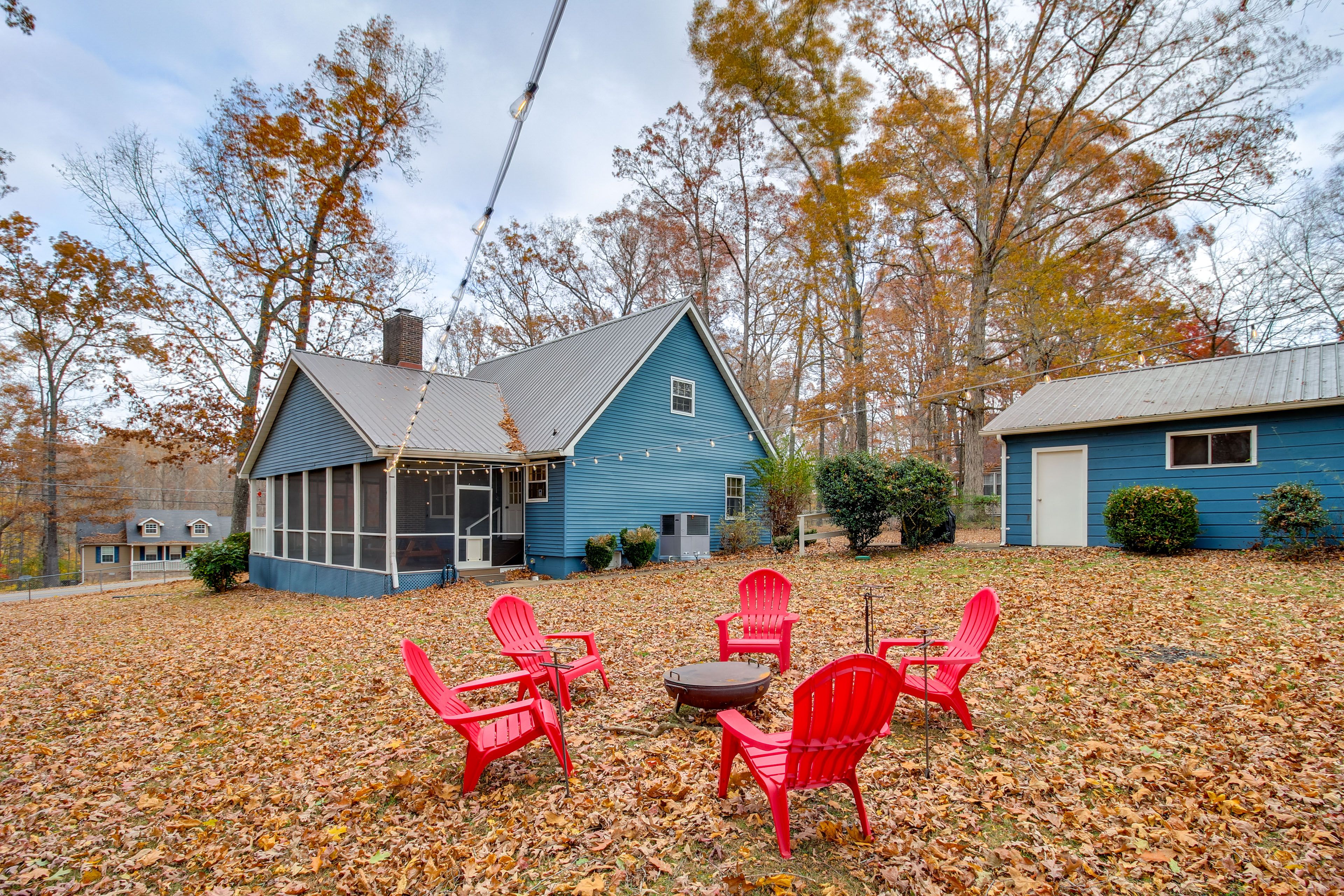 Estill Springs Vacation Rental | 2BR | 2BA | Steps Required | 1,700 Sq Ft