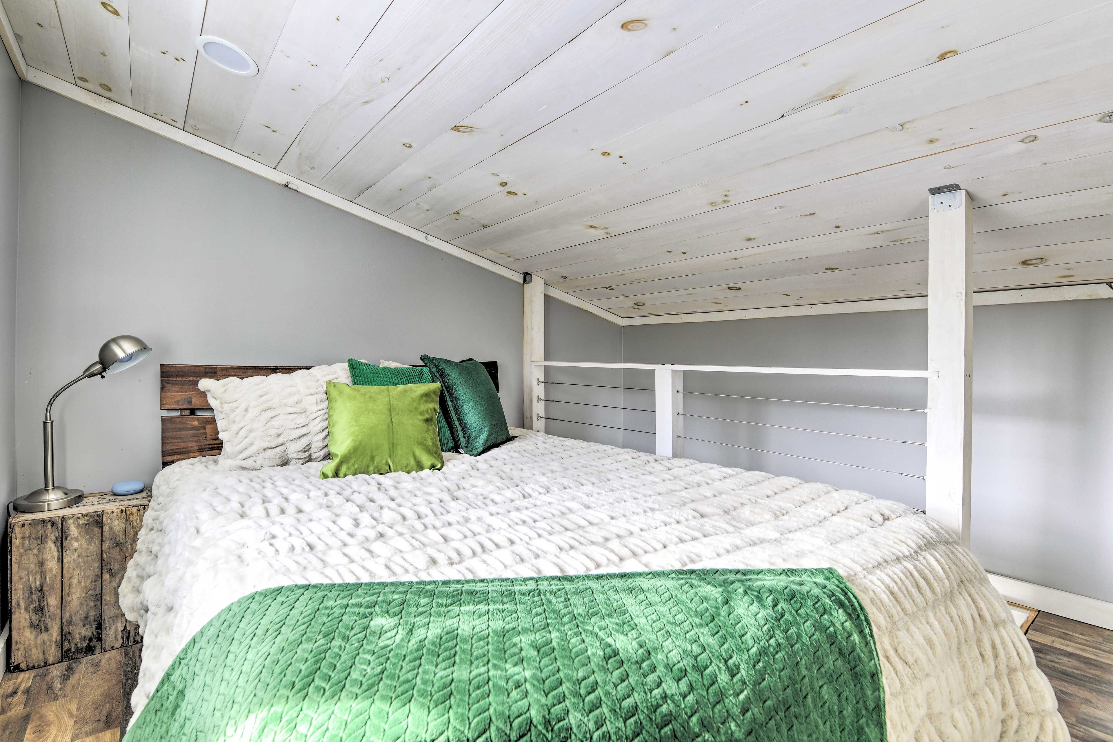 Bedroom 3 | Queen Bed | Loft