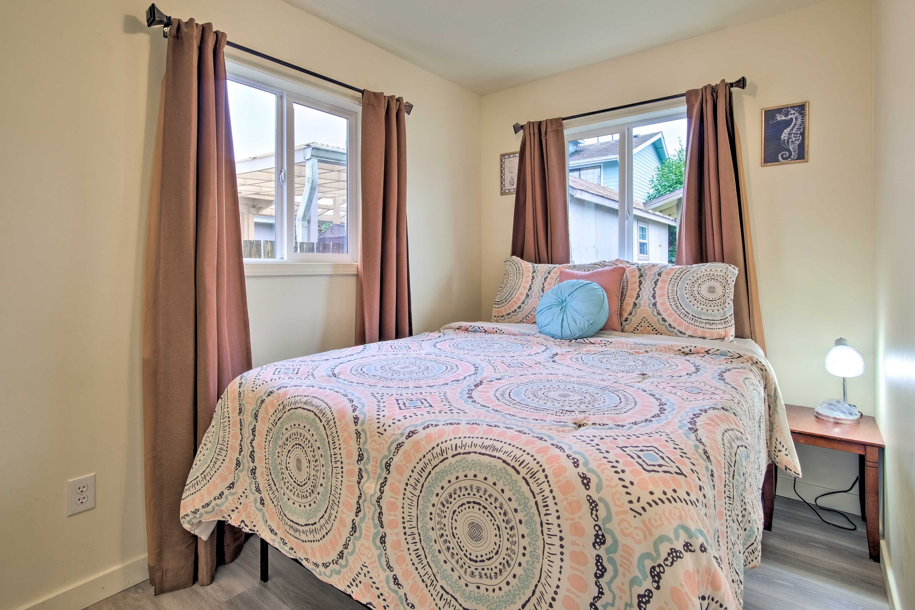 Bedroom 2 | Queen Bed