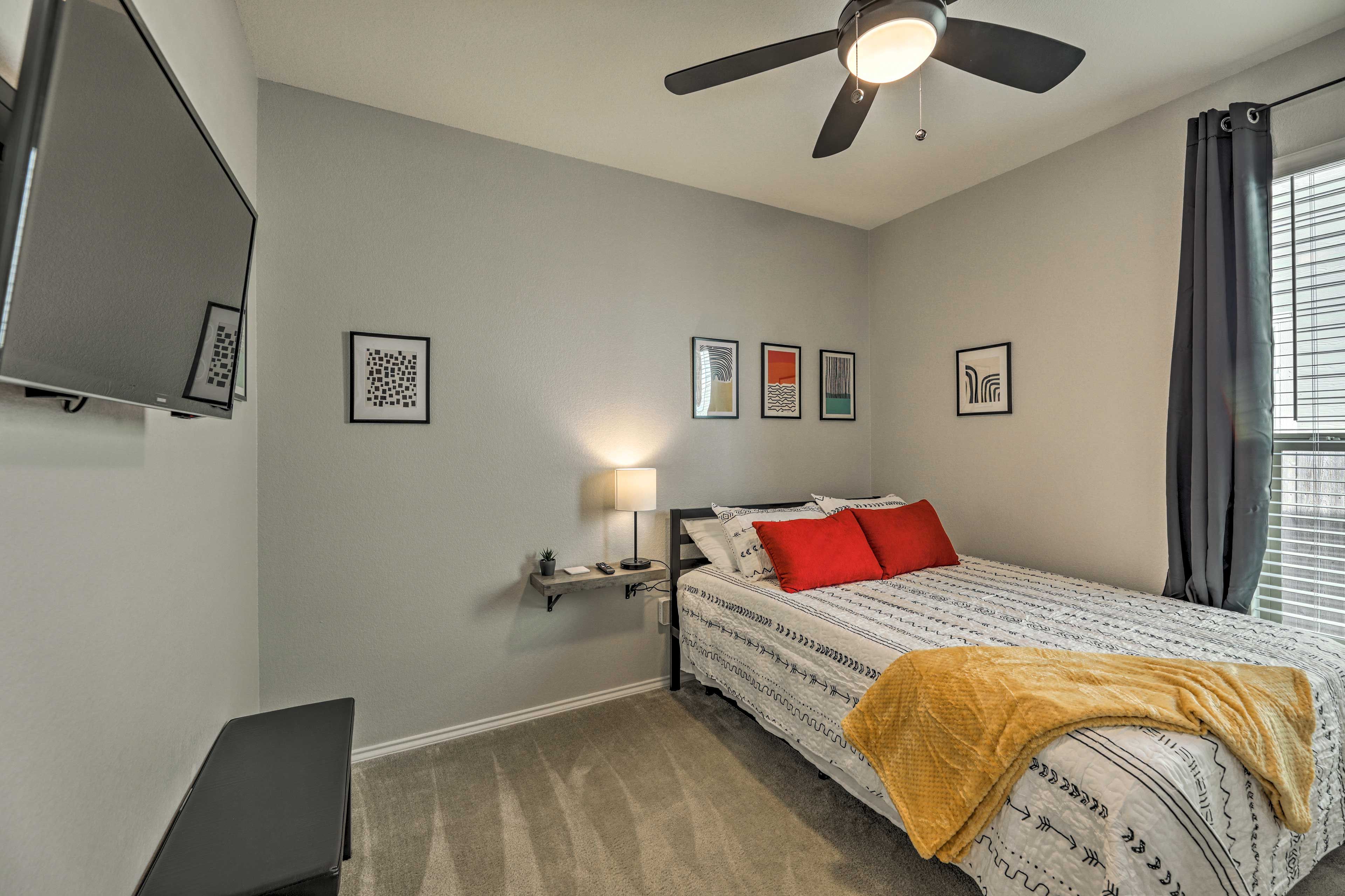 Bedroom 3 | Queen Bed w/ Twin Trundle | Smart TV