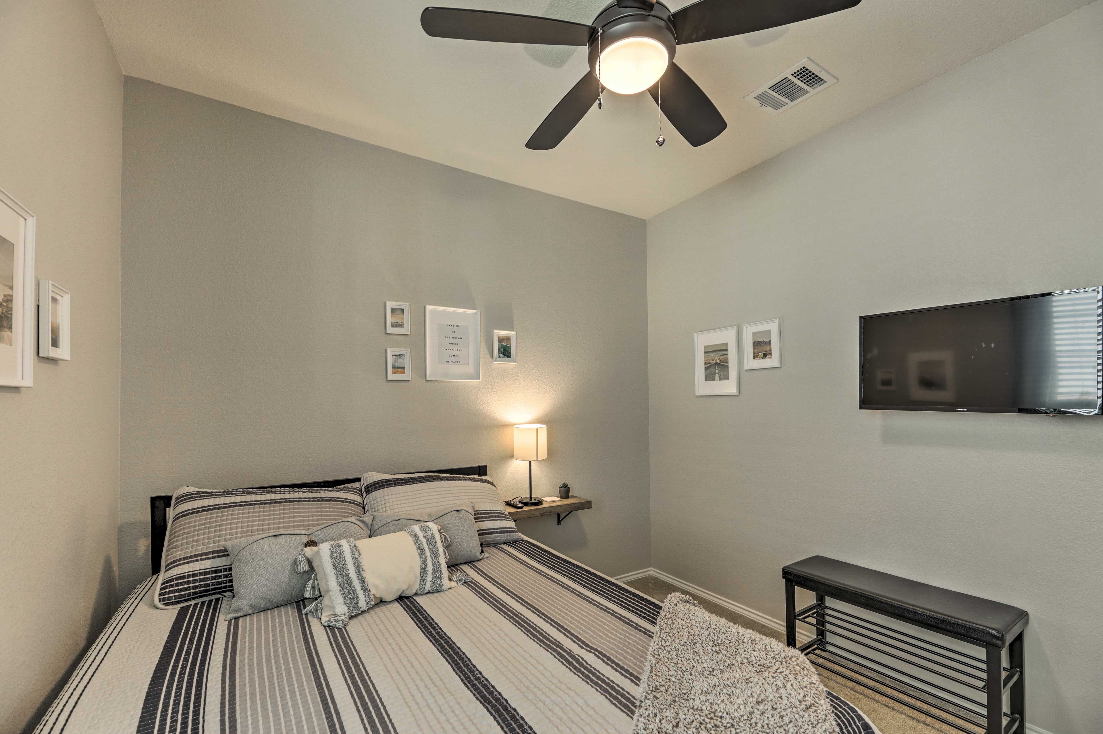 Bedroom 4 | Queen Bed w/ Twin Trundle | Smart TV