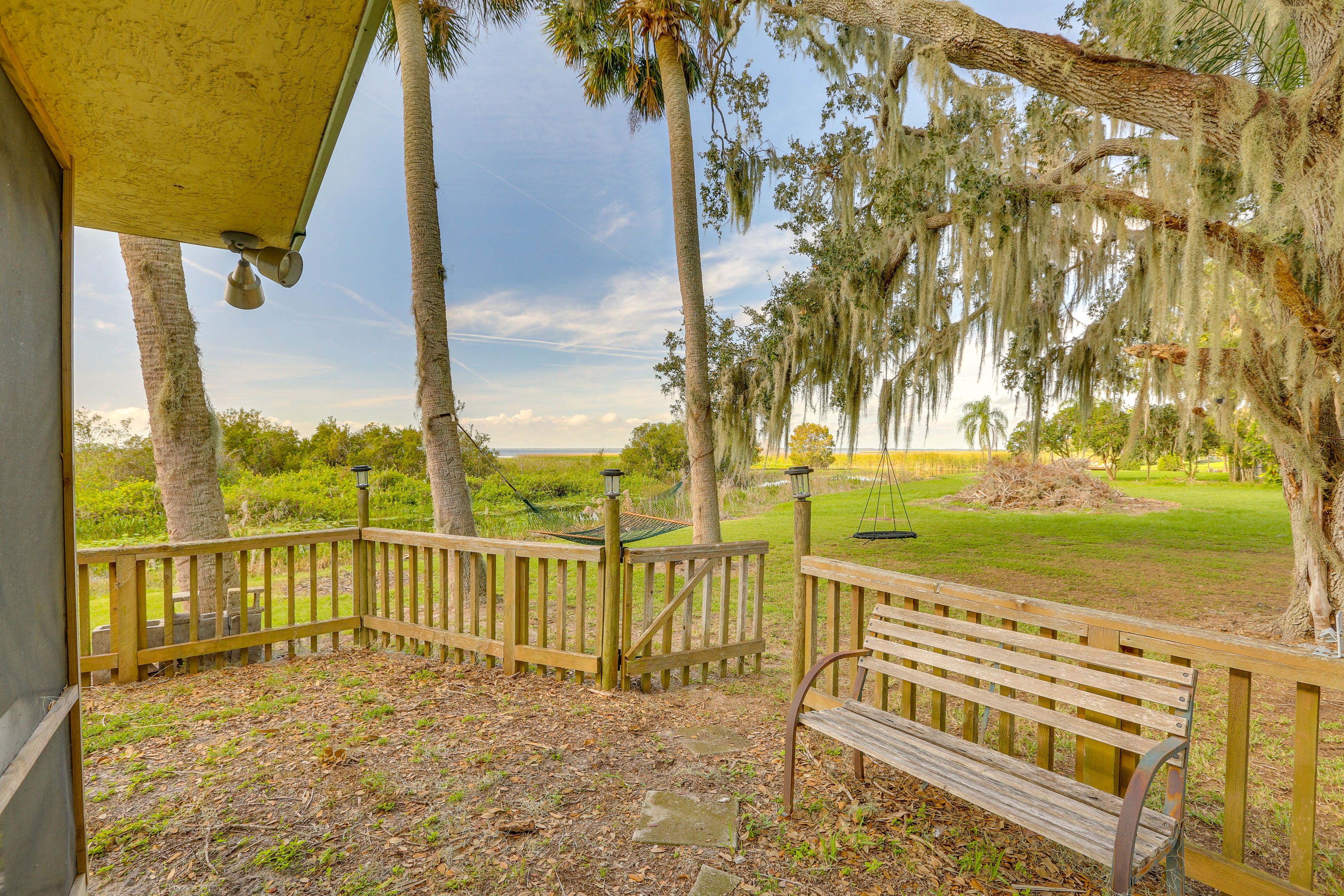 Backyard (No Hammock)