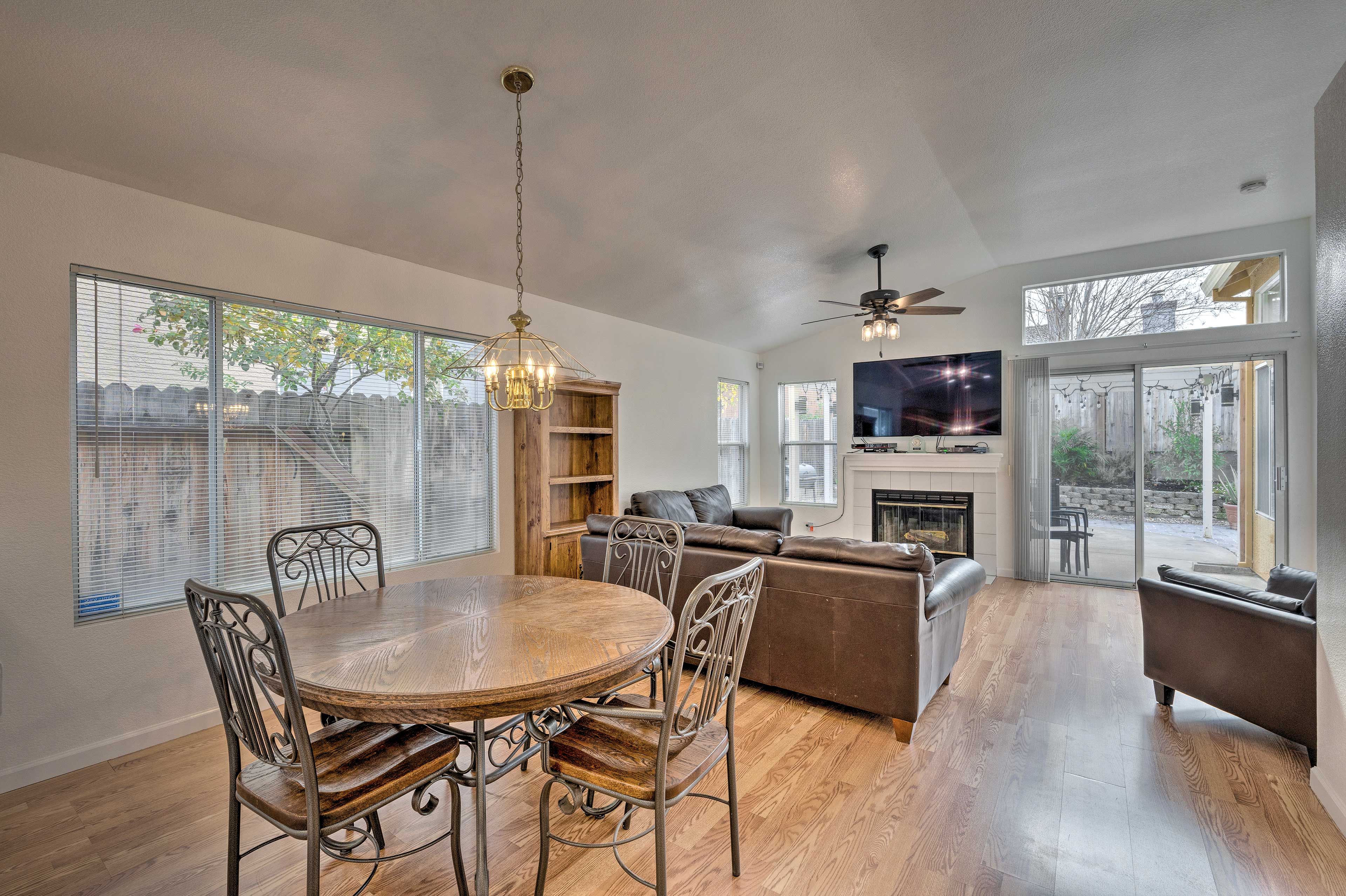 Elk Grove Vacation Rental | 3BR | 2BA | 1,158 Sq Ft | Step-Free Entry